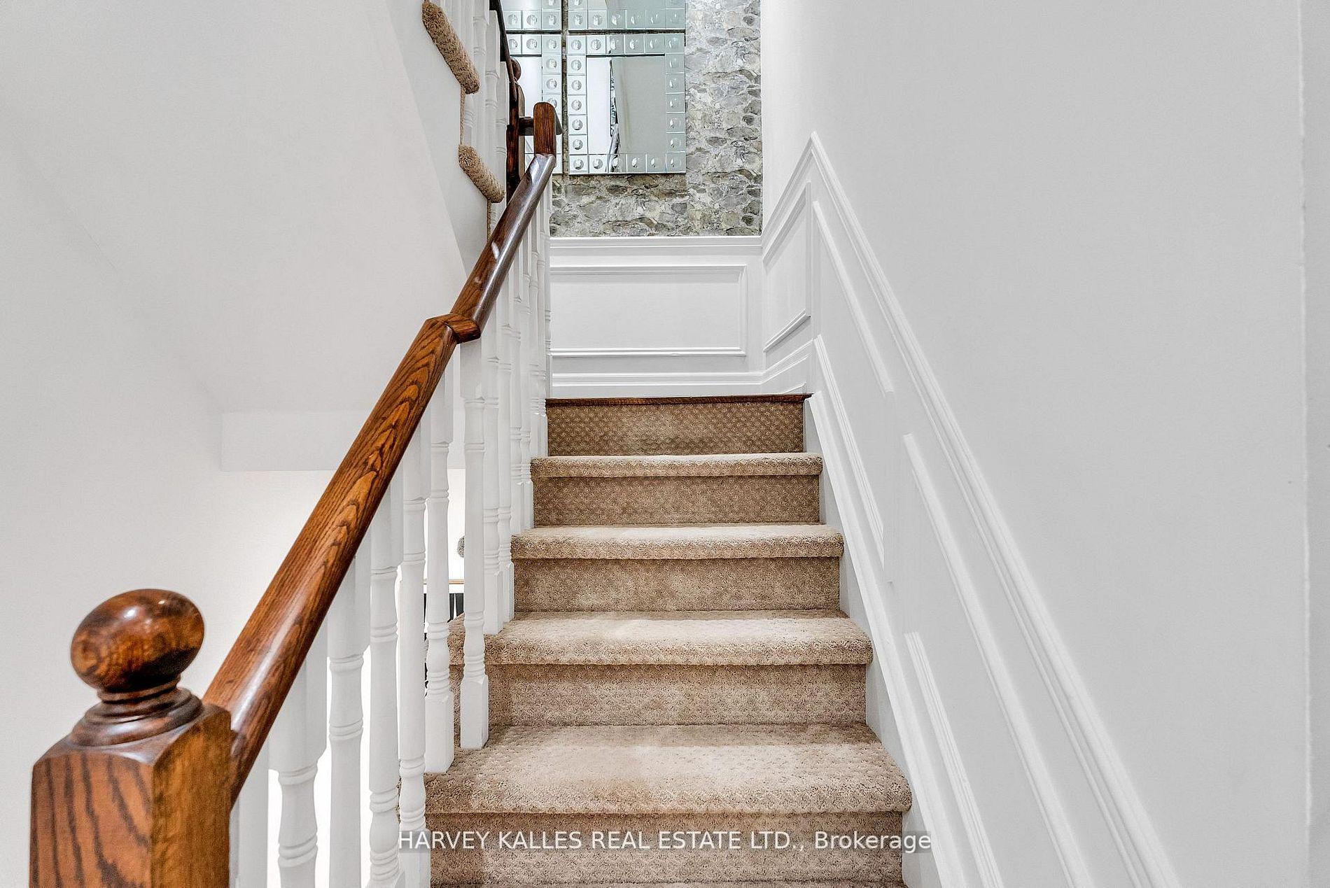 51 York Mills Road 313, Toronto Unit: 313
