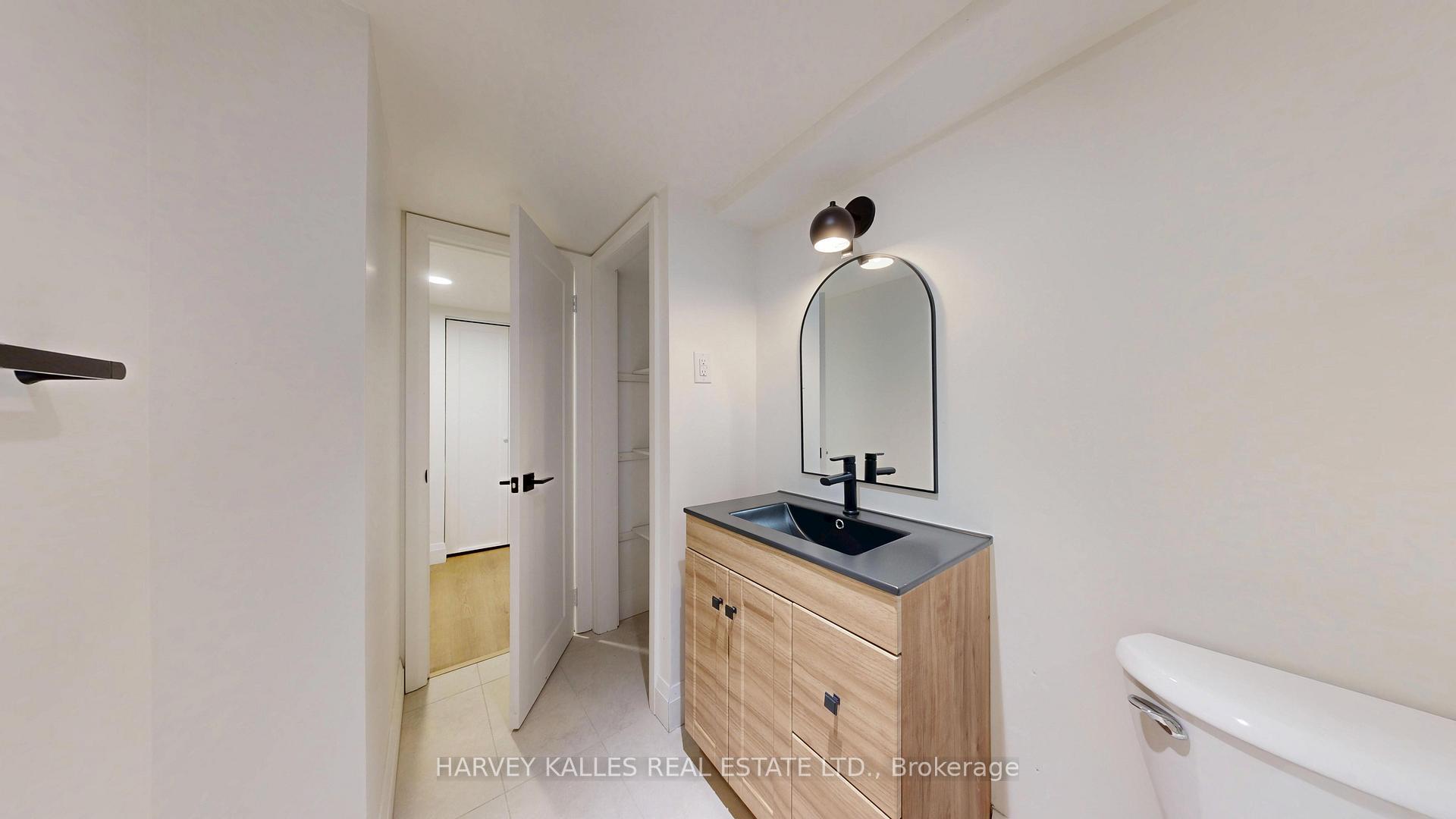 1214 Avenue Road 3, Toronto Unit: 3