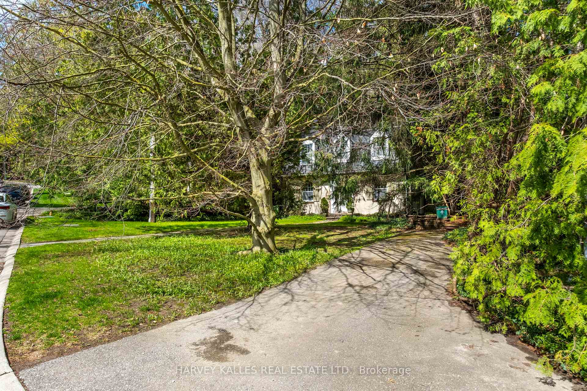 38 Donwoods Drive, Toronto