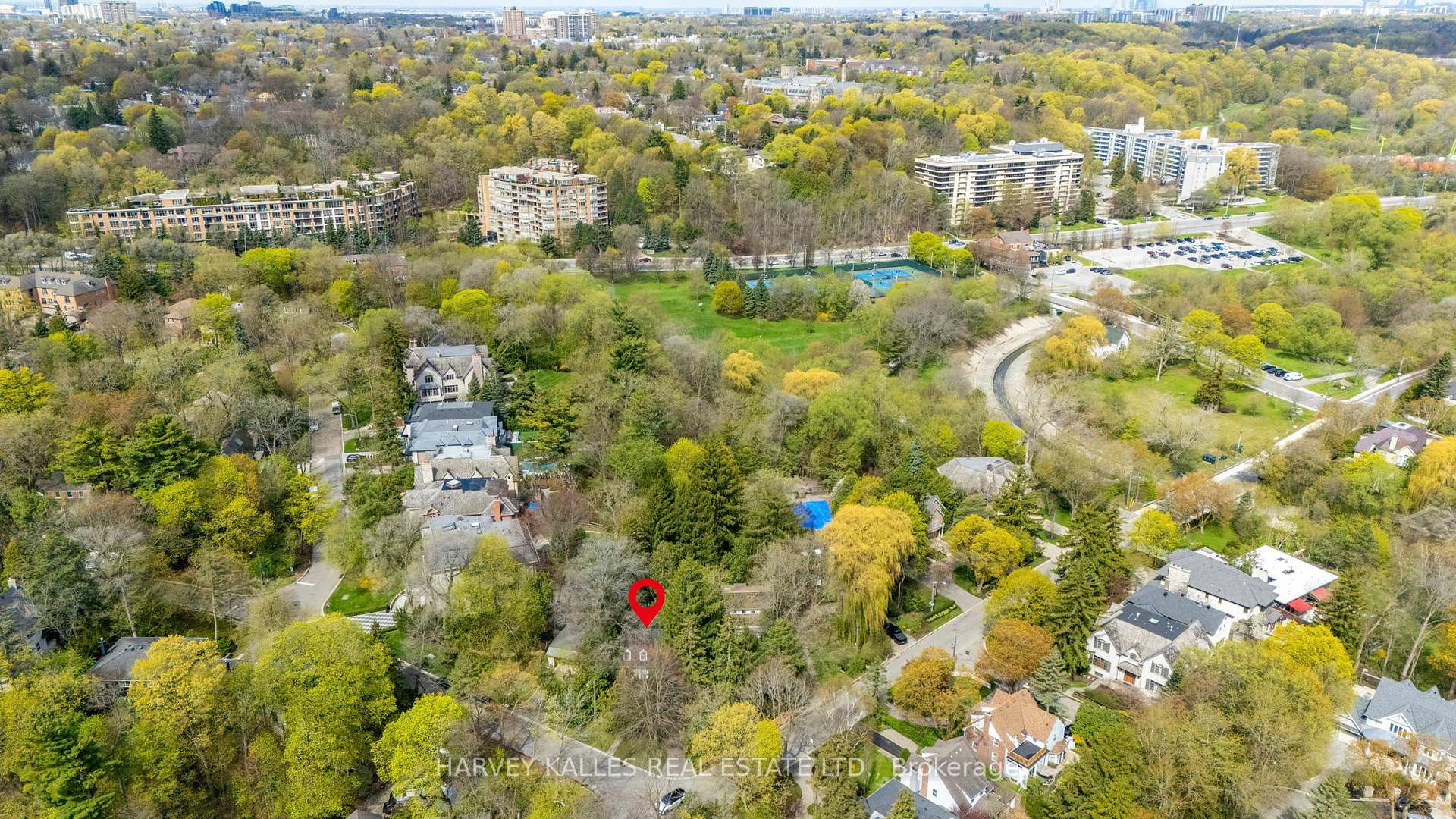 38 Donwoods Drive, Toronto