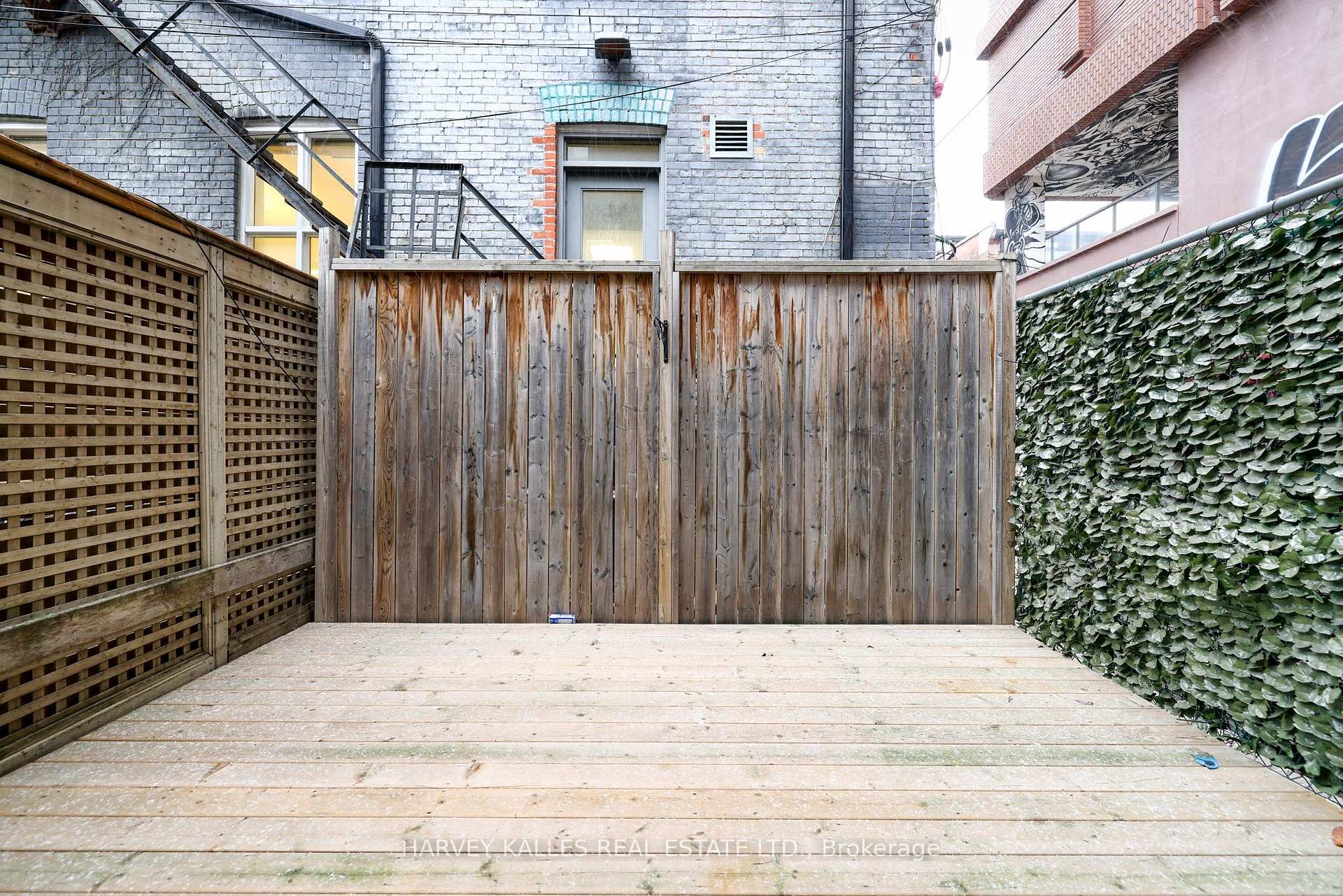 530 Richmond Street W, Toronto
