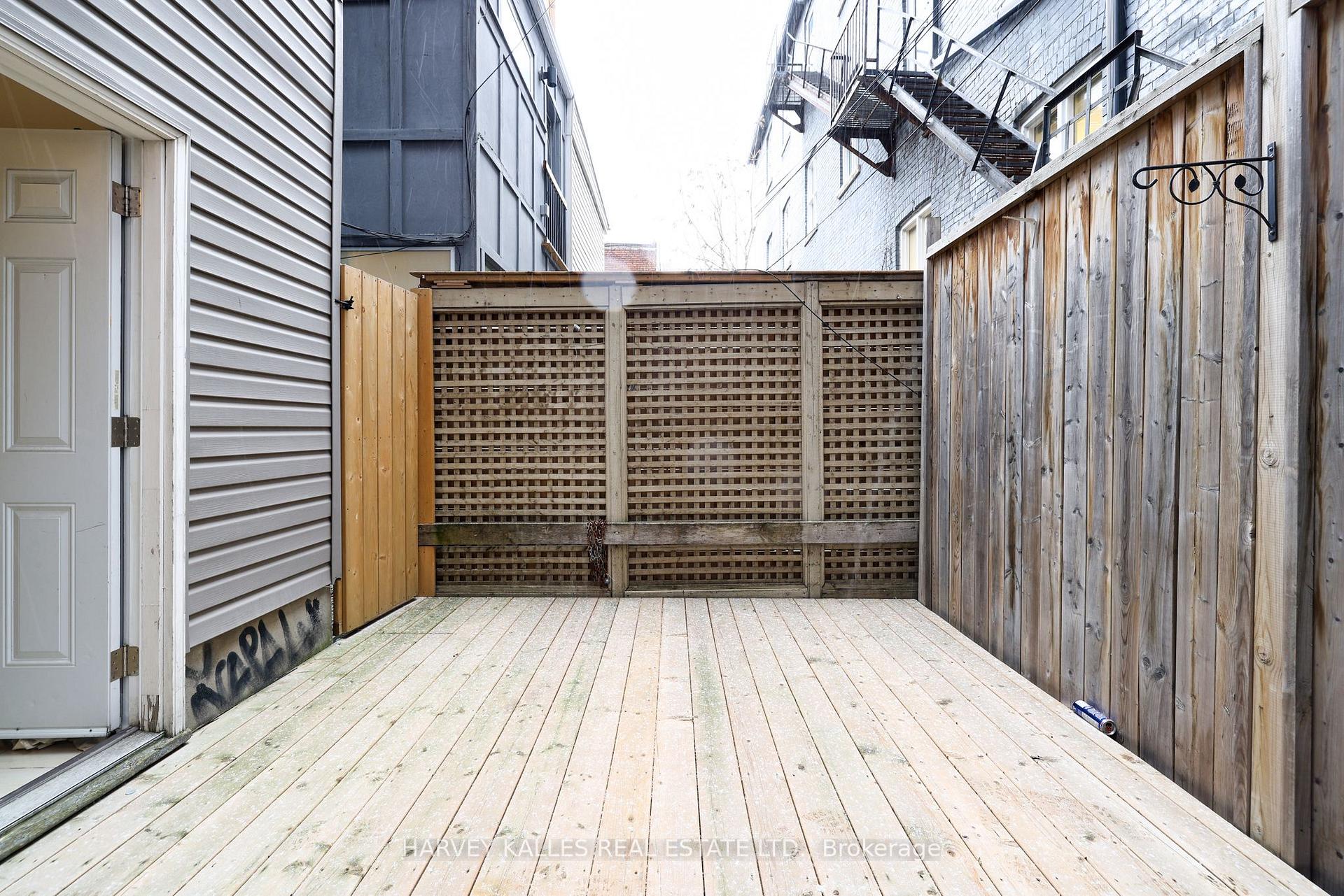 530 Richmond Street W, Toronto