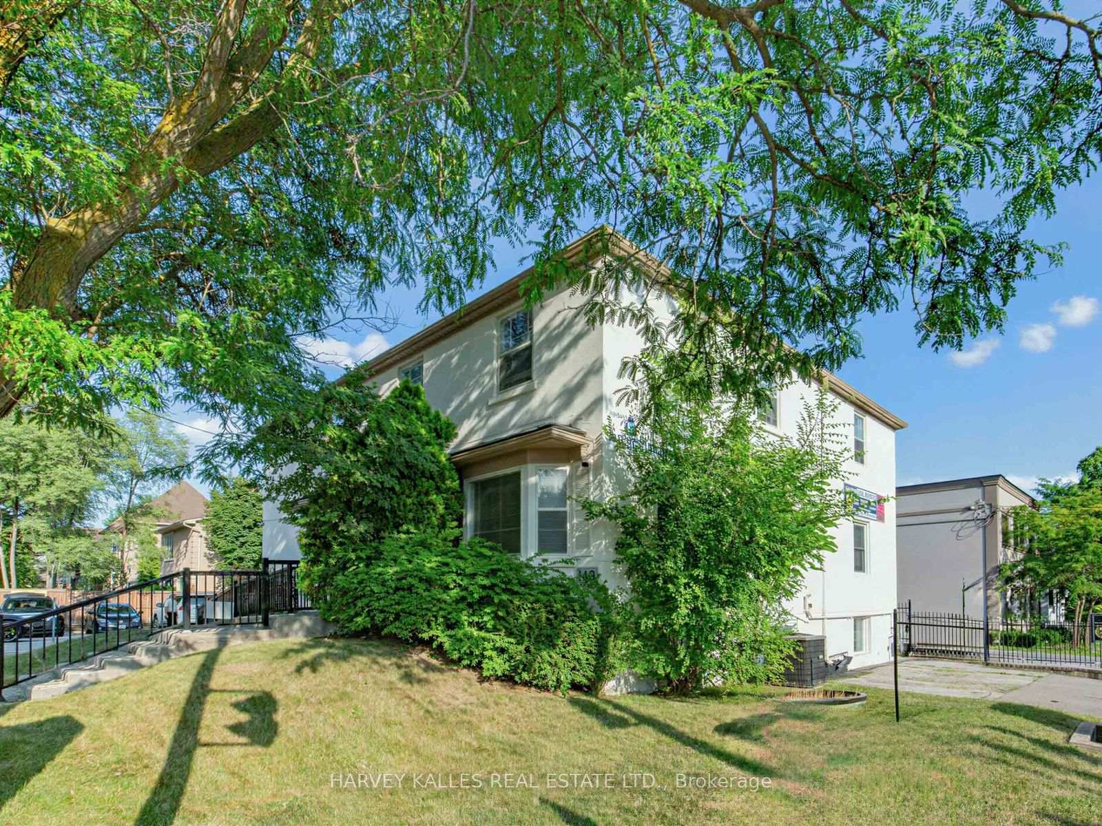 149 Willowdale Avenue, Toronto
