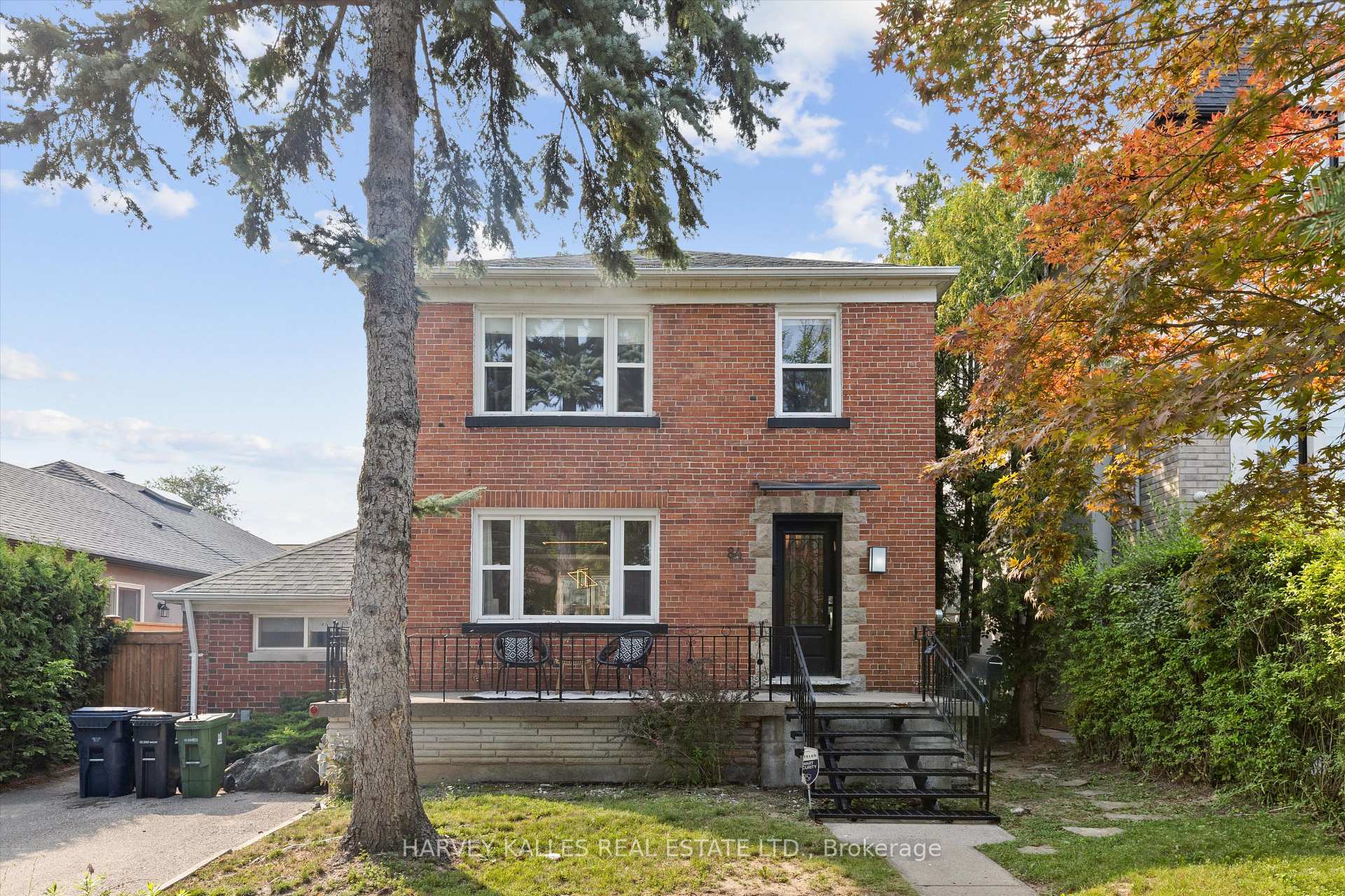 84 Lynnhaven Road, Toronto