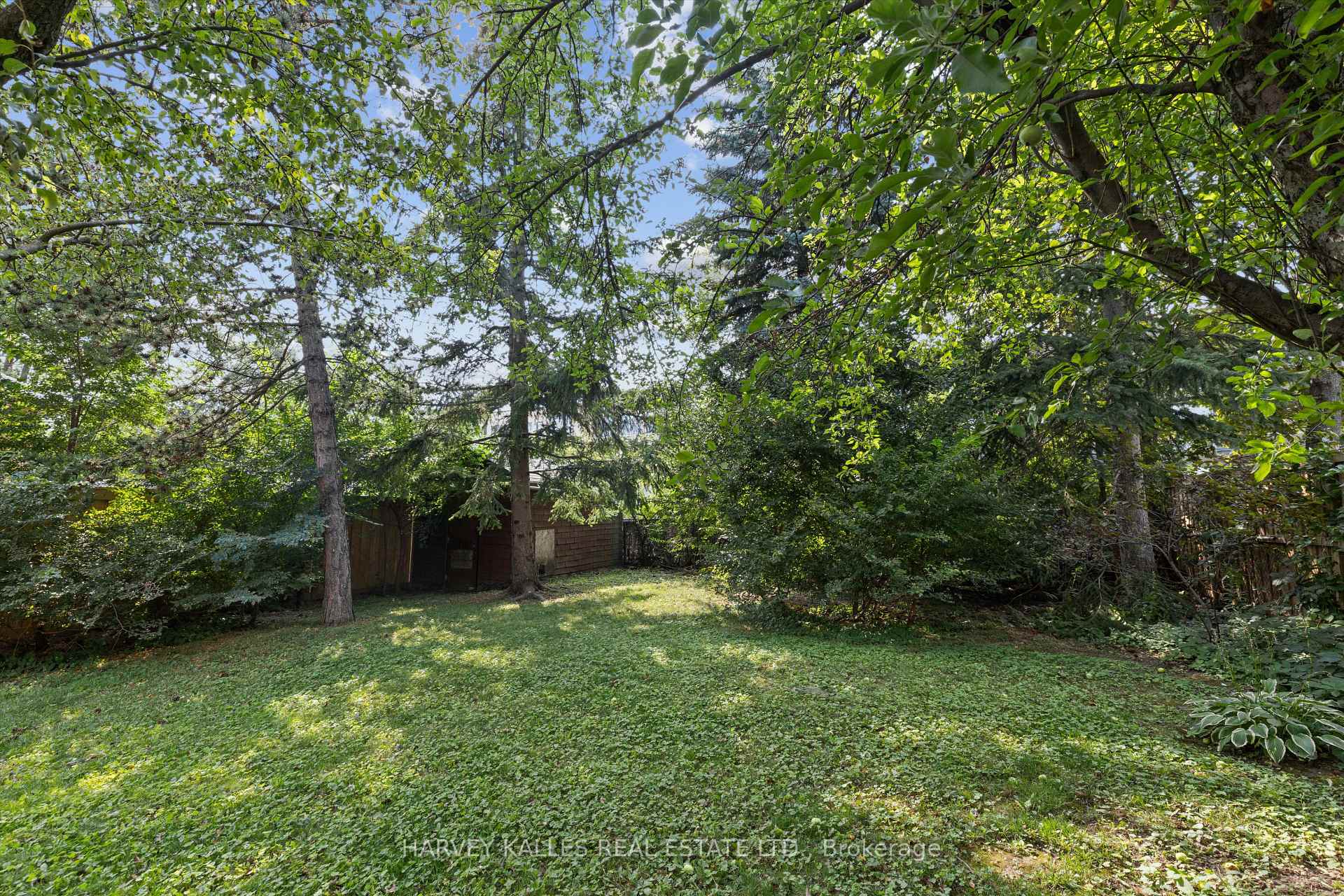 84 Lynnhaven Road, Toronto