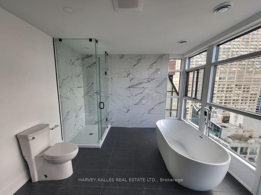 55 W Charles Street W 3101, Toronto Unit: 3101