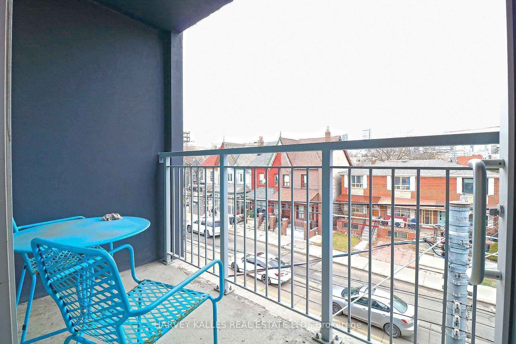 214 Bathurst Street PH3A, Toronto Unit: PH3A