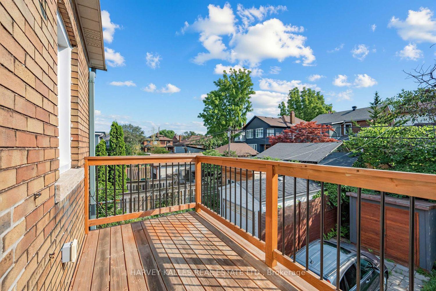 61 Appleton Avenue, Toronto