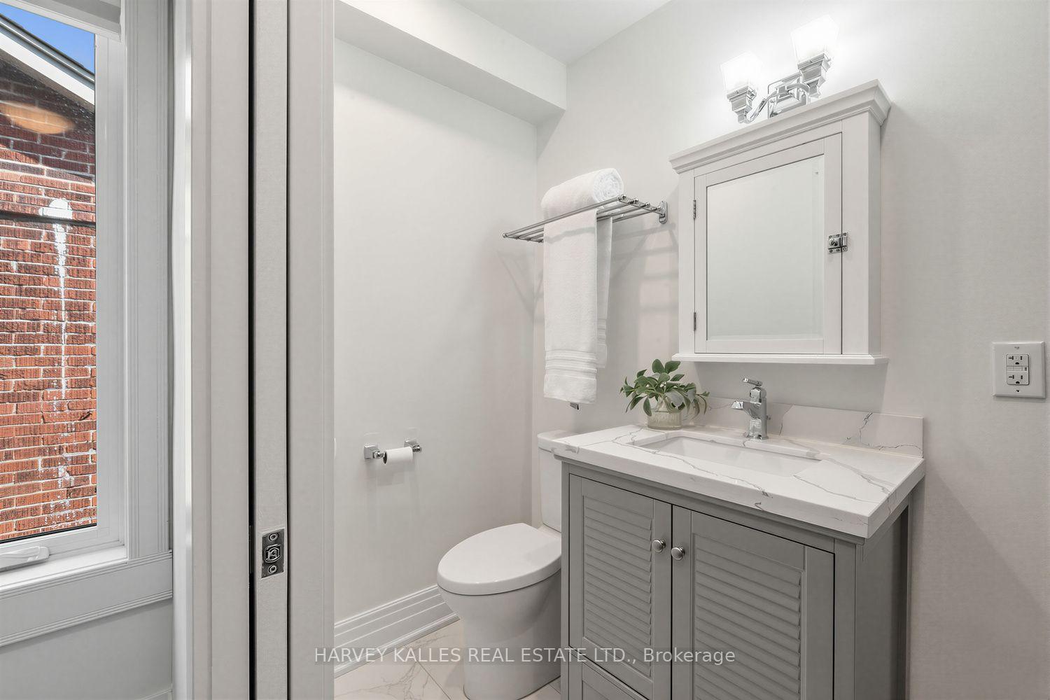 61 Appleton Avenue, Toronto