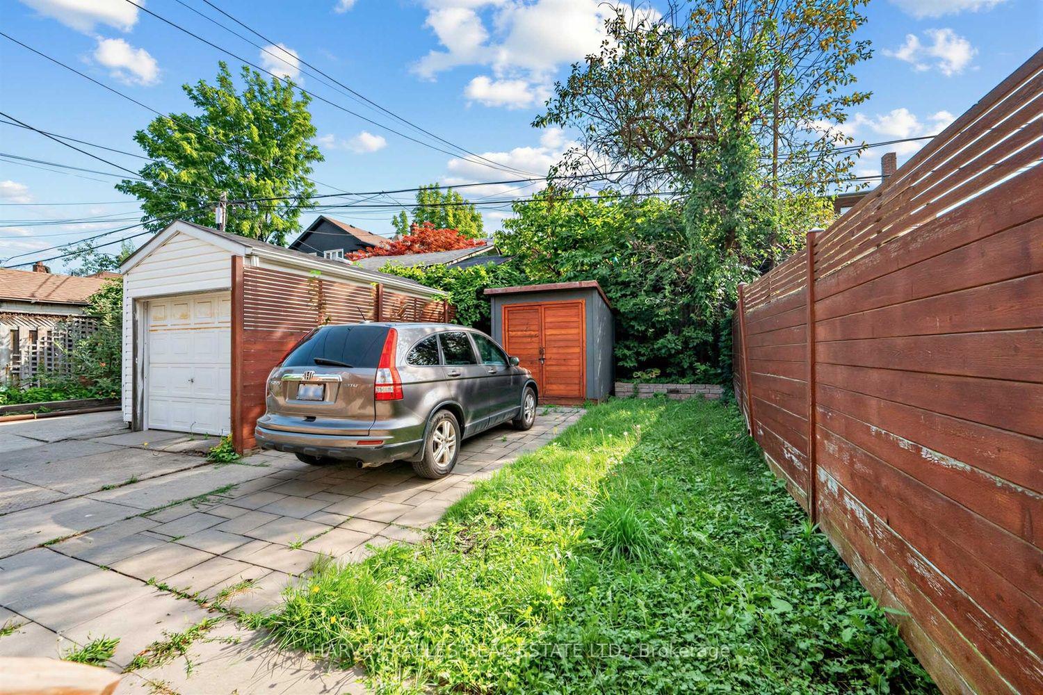 61 Appleton Avenue, Toronto