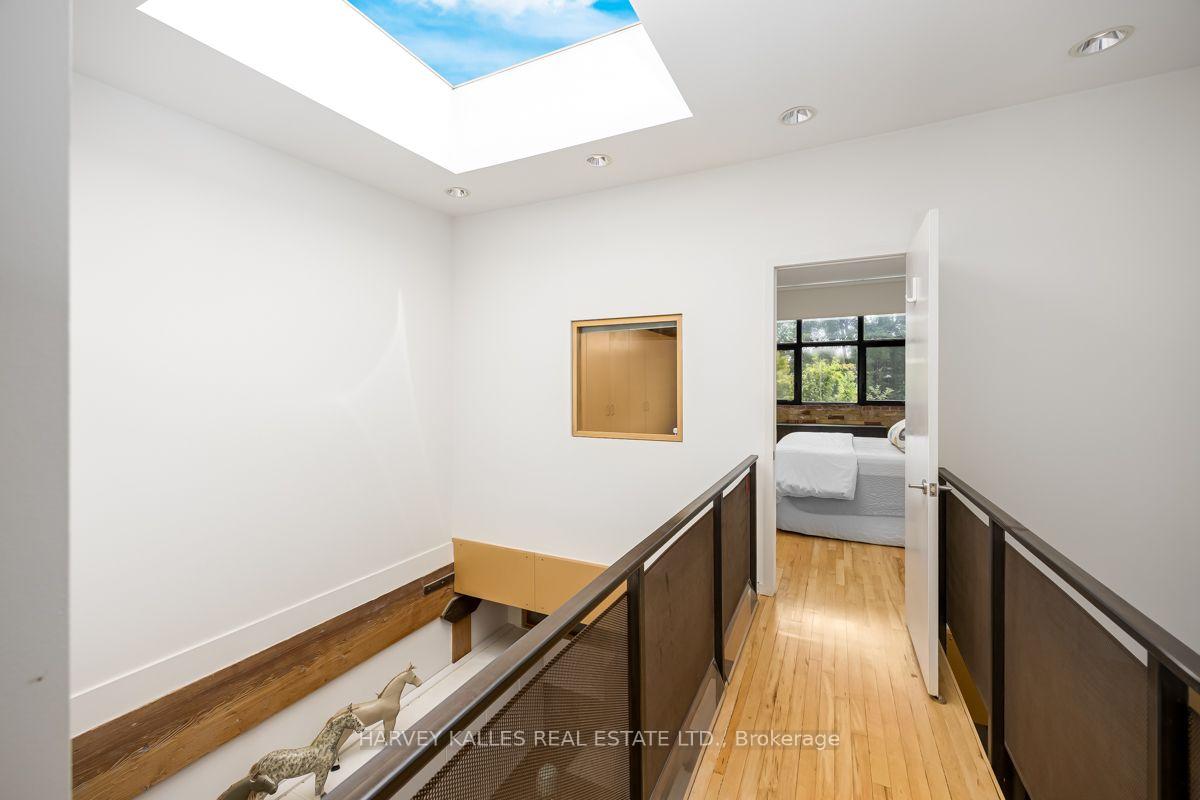 200 Clinton Street 7, Toronto Unit: 7