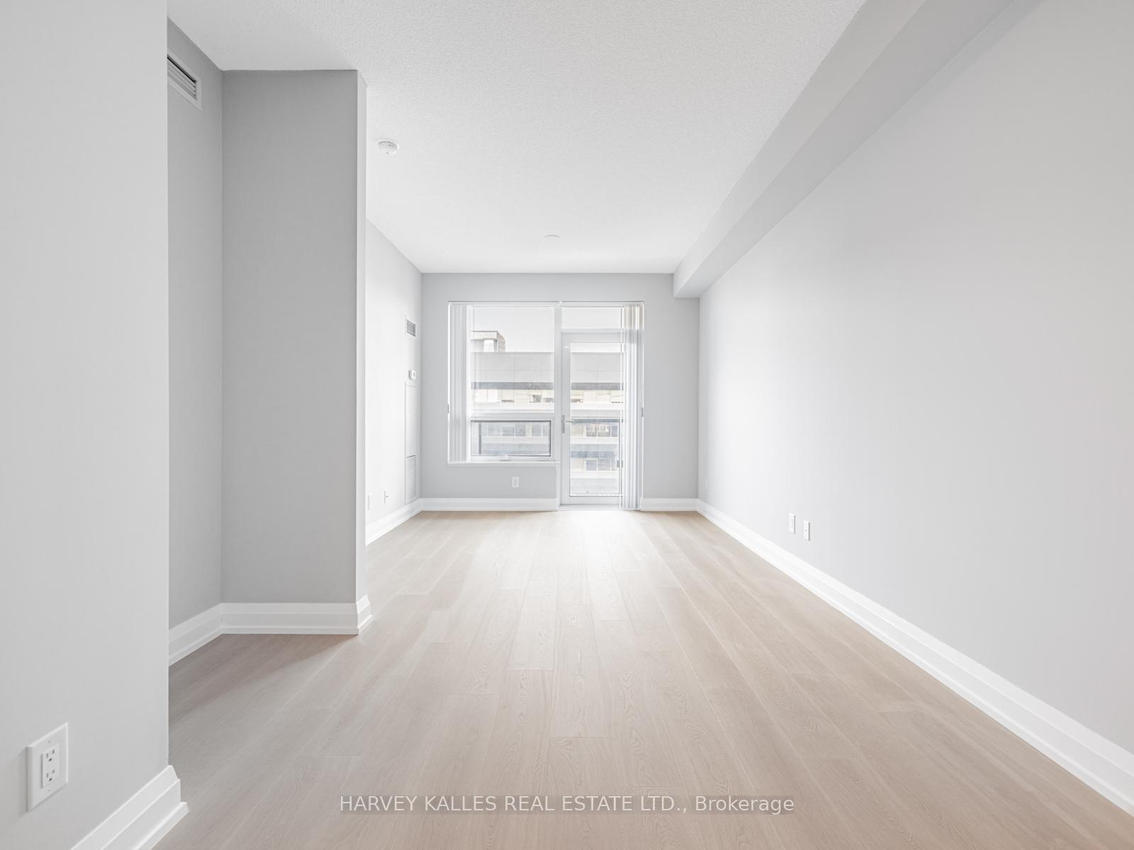 5 Sheppard Avenue E 2121, Toronto Unit: 2121