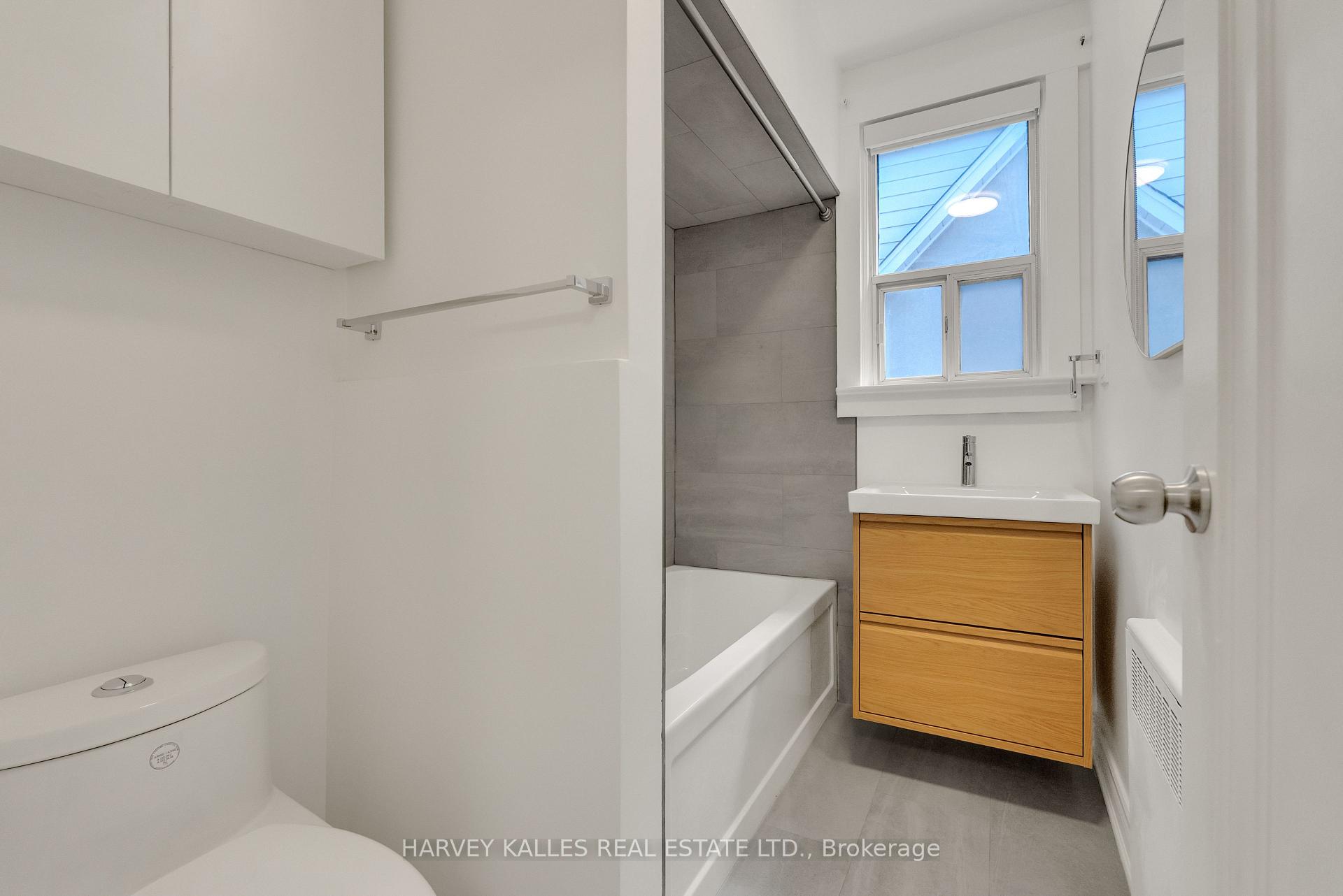 106 Florence Avenue, Toronto