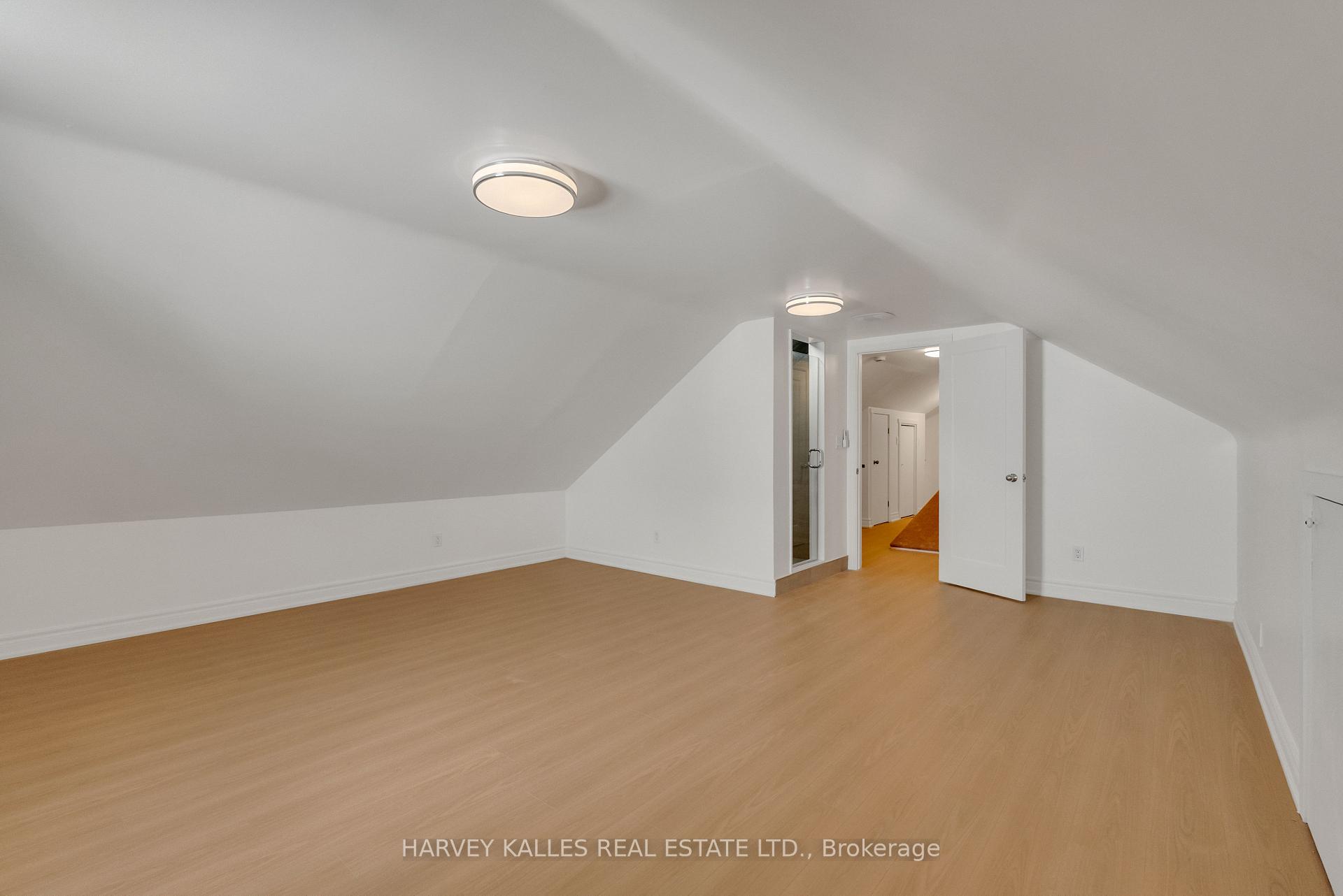 106 Florence Avenue, Toronto