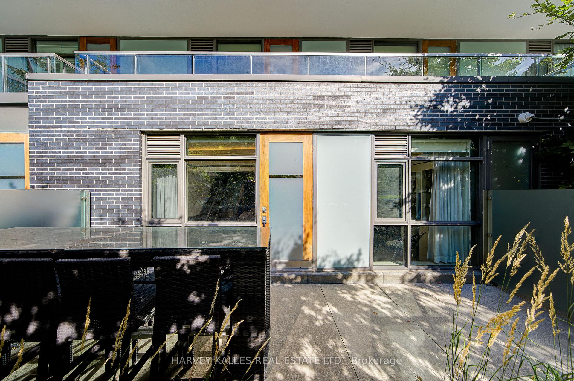 55 Stewart Street 121, Toronto Unit: 121