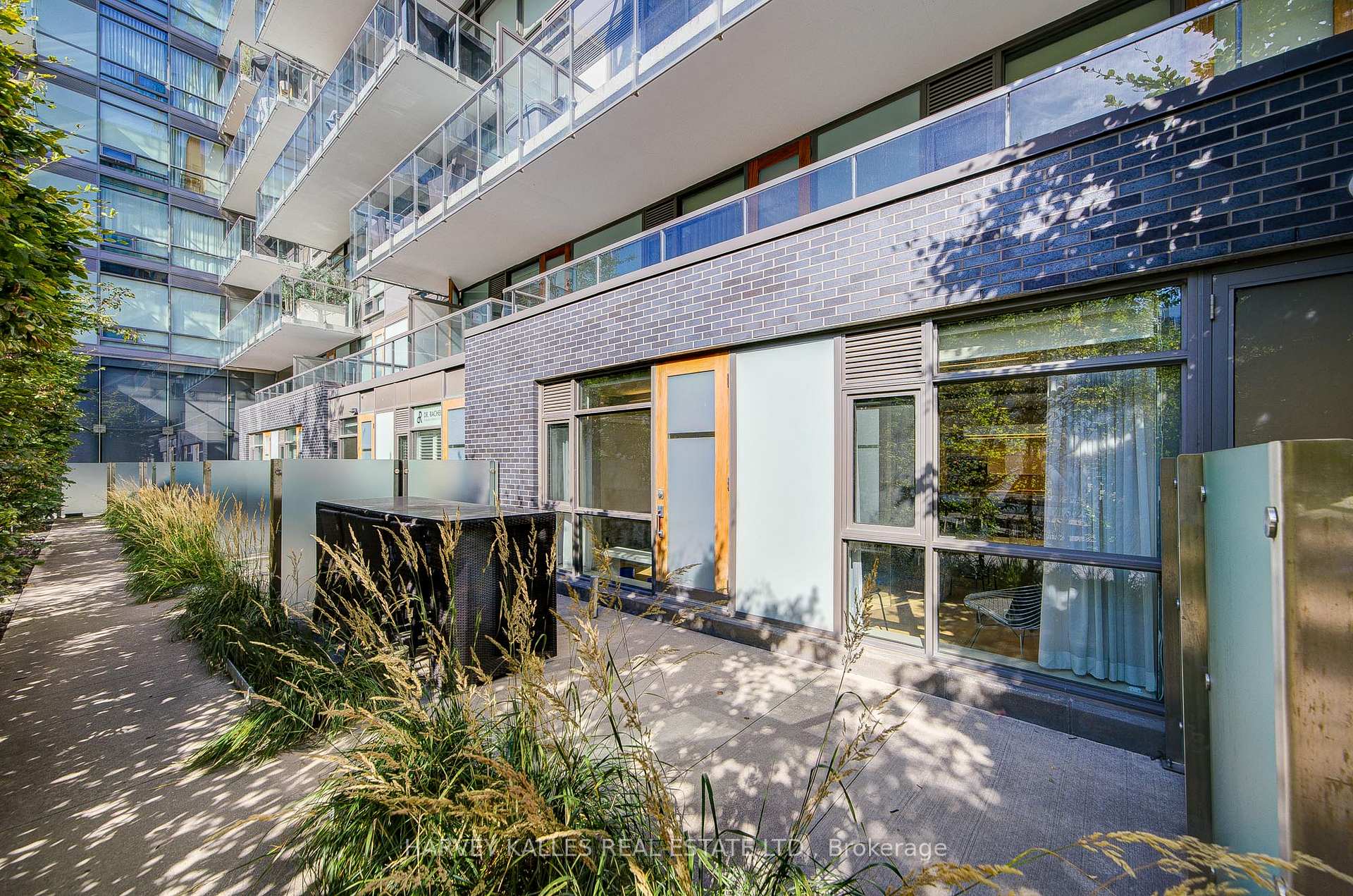 55 Stewart Street 121, Toronto Unit: 121