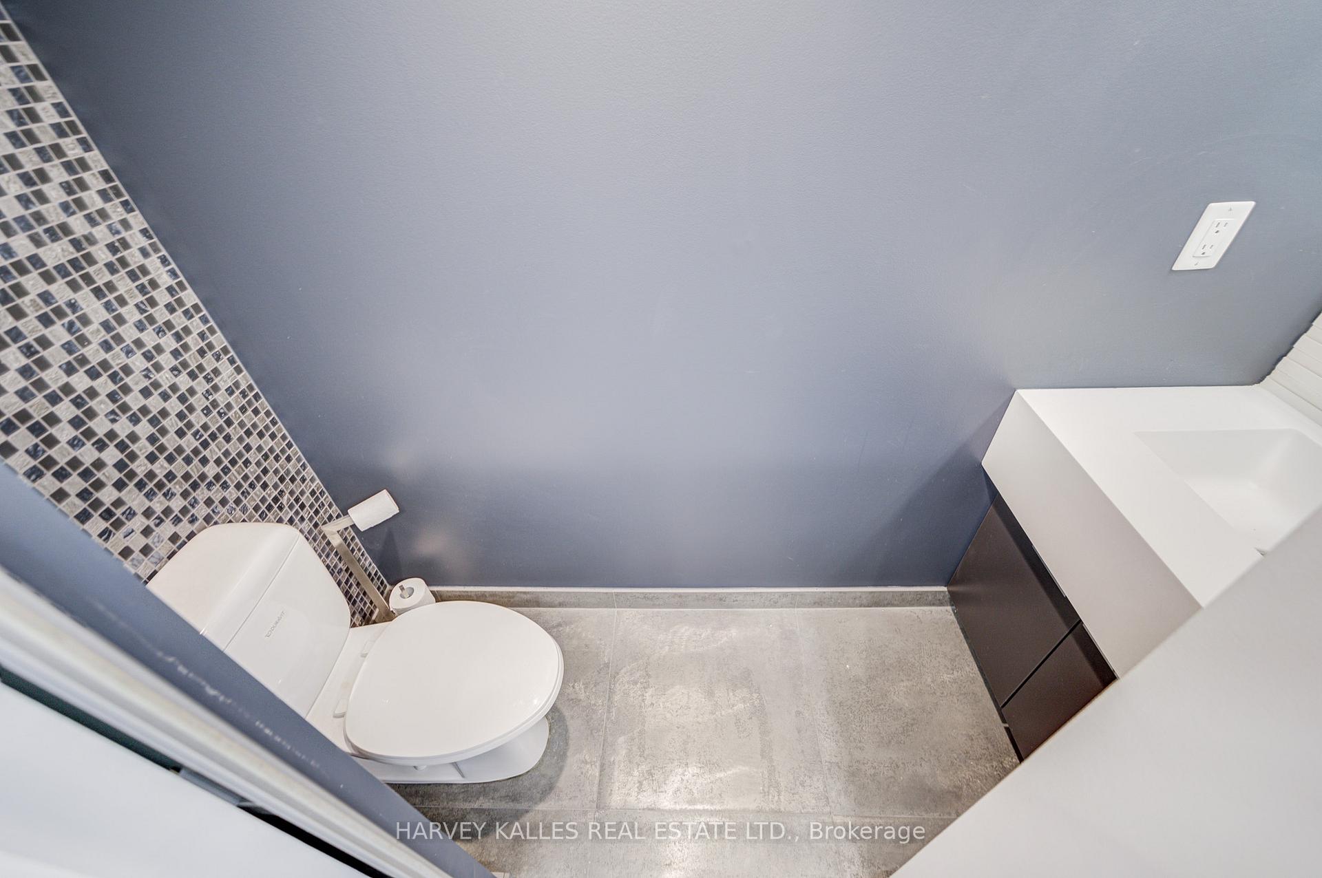 55 Stewart Street 121, Toronto Unit: 121