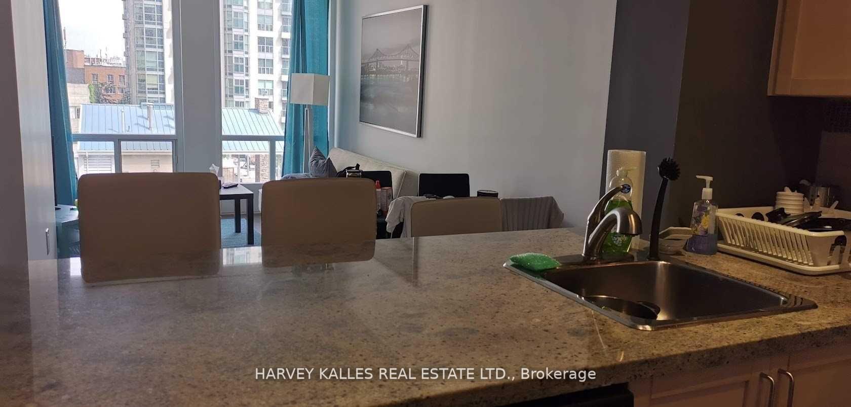 85 Bloor Street E 1603, Toronto Unit: 1603