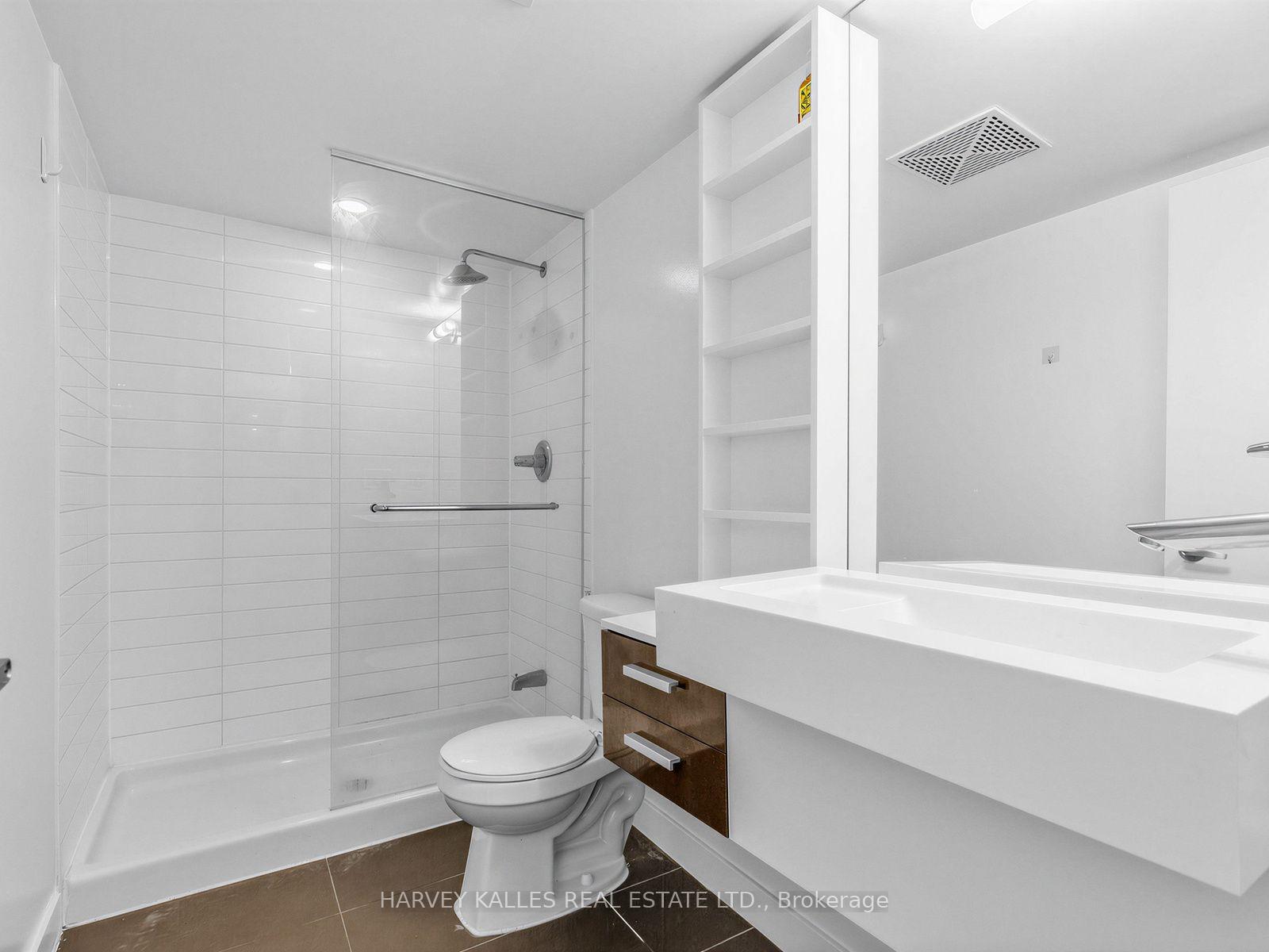 38 Dan Leckie Way 3002, Toronto Unit: 3002