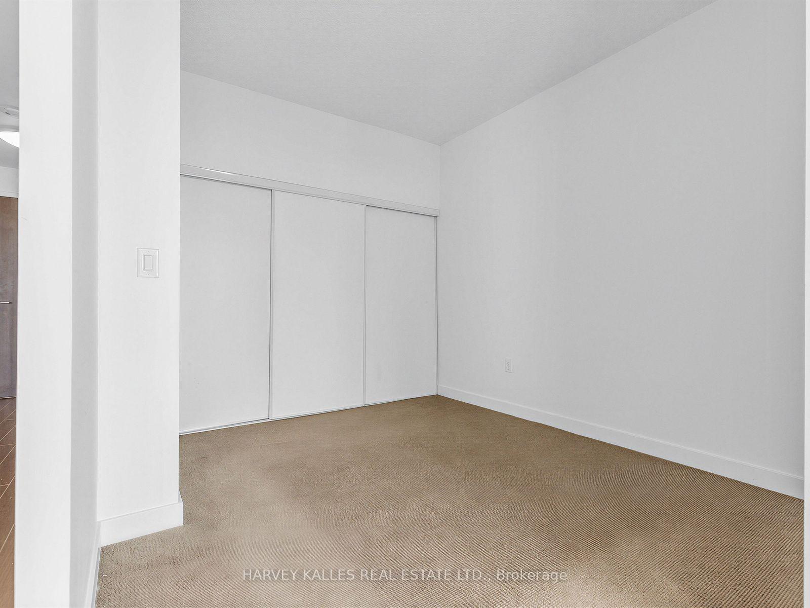 38 Dan Leckie Way 3002, Toronto Unit: 3002