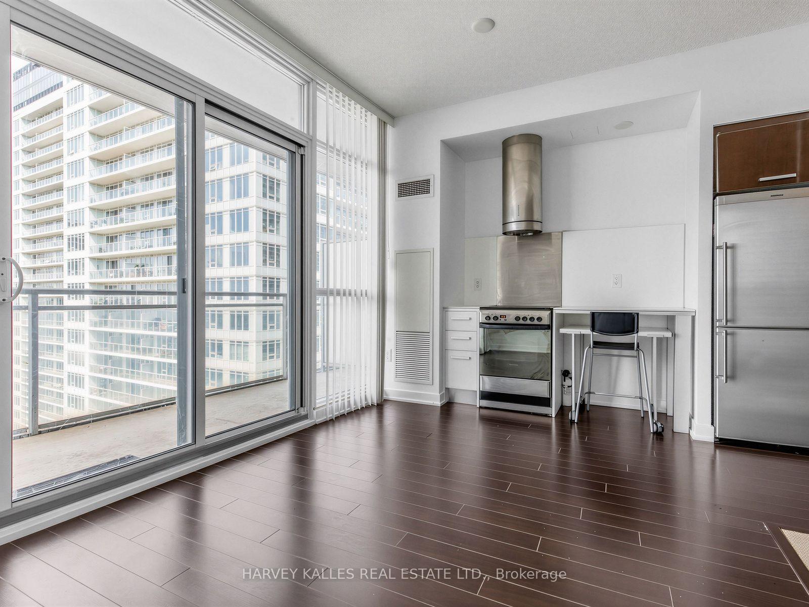 38 Dan Leckie Way 3002, Toronto Unit: 3002