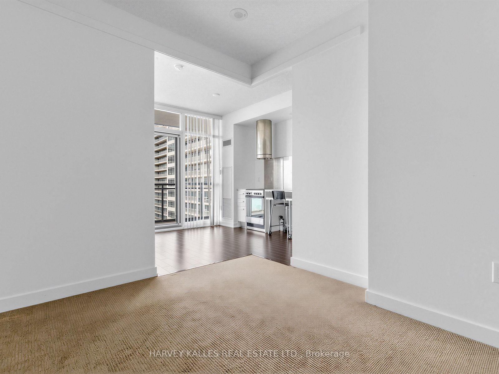38 Dan Leckie Way 3002, Toronto Unit: 3002