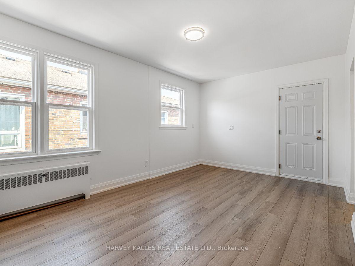 8 Markdale Avenue 4, Toronto Unit: 4