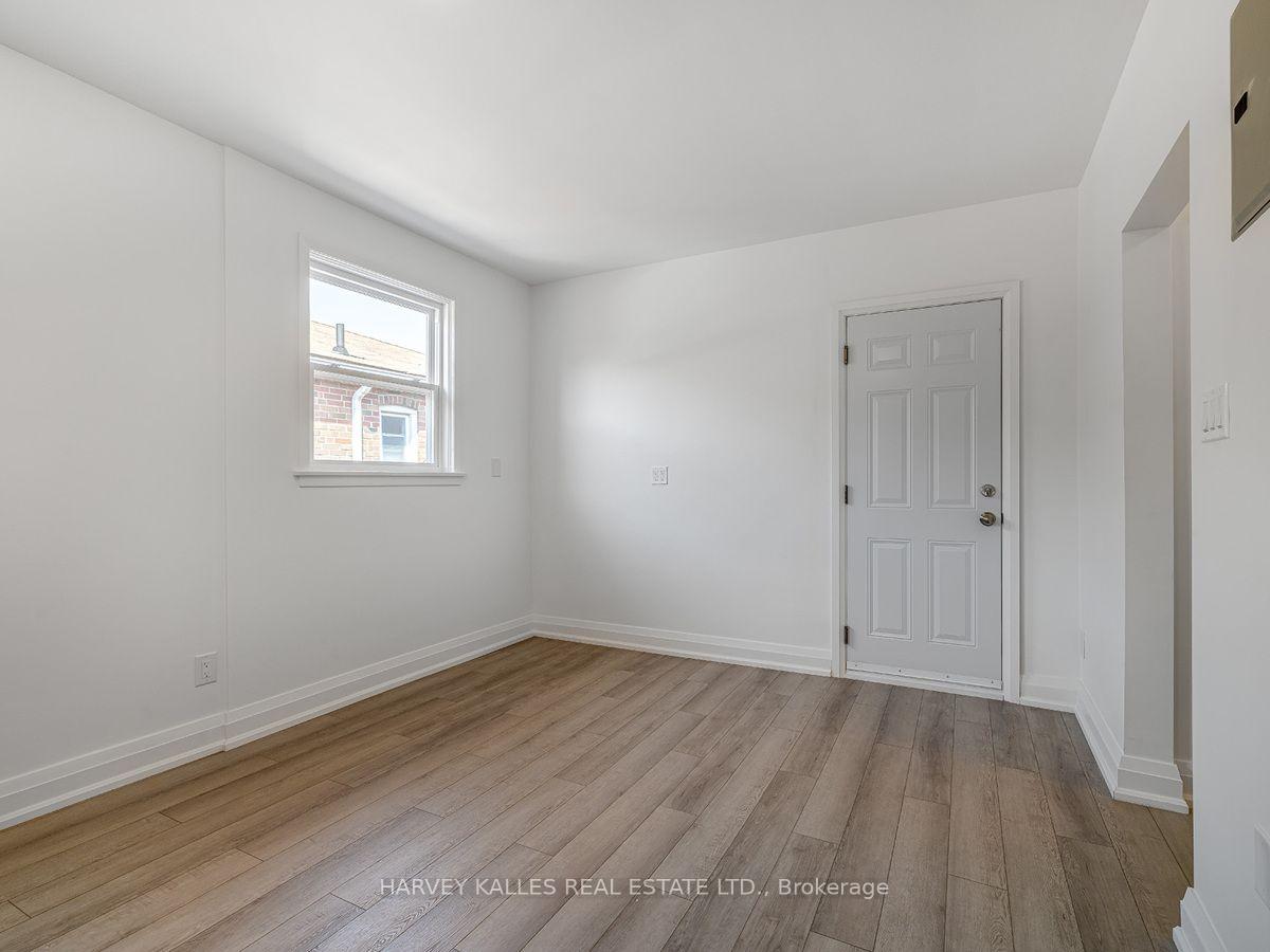 8 Markdale Avenue 4, Toronto Unit: 4