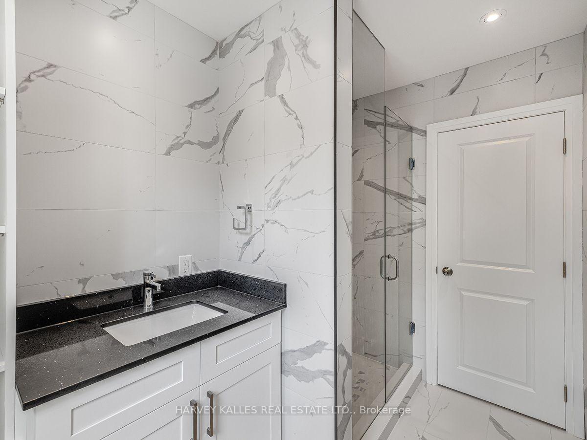 8 Markdale Avenue 4, Toronto Unit: 4