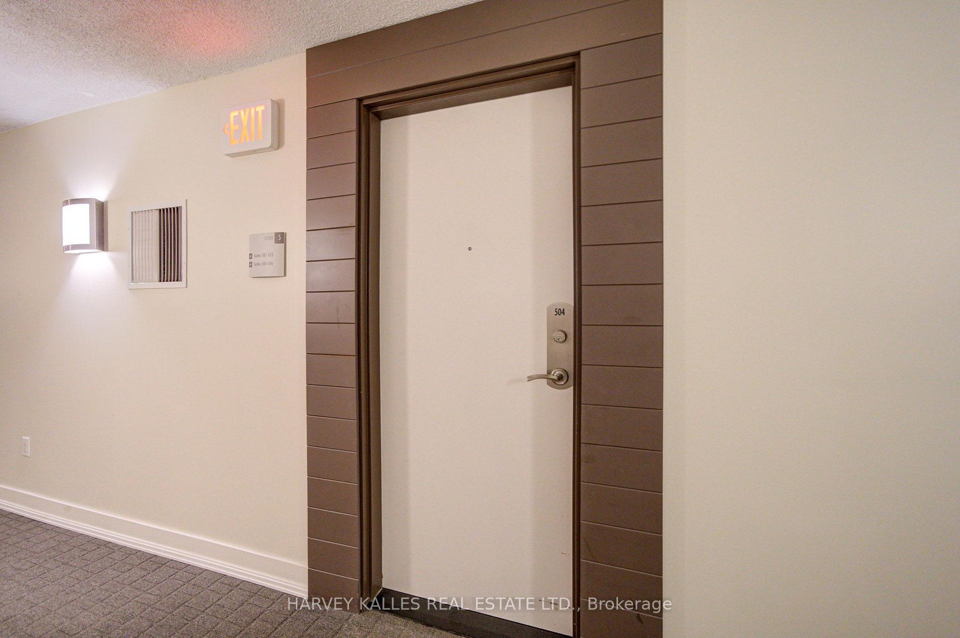 2191 Yonge Street 504, Toronto Unit: 504