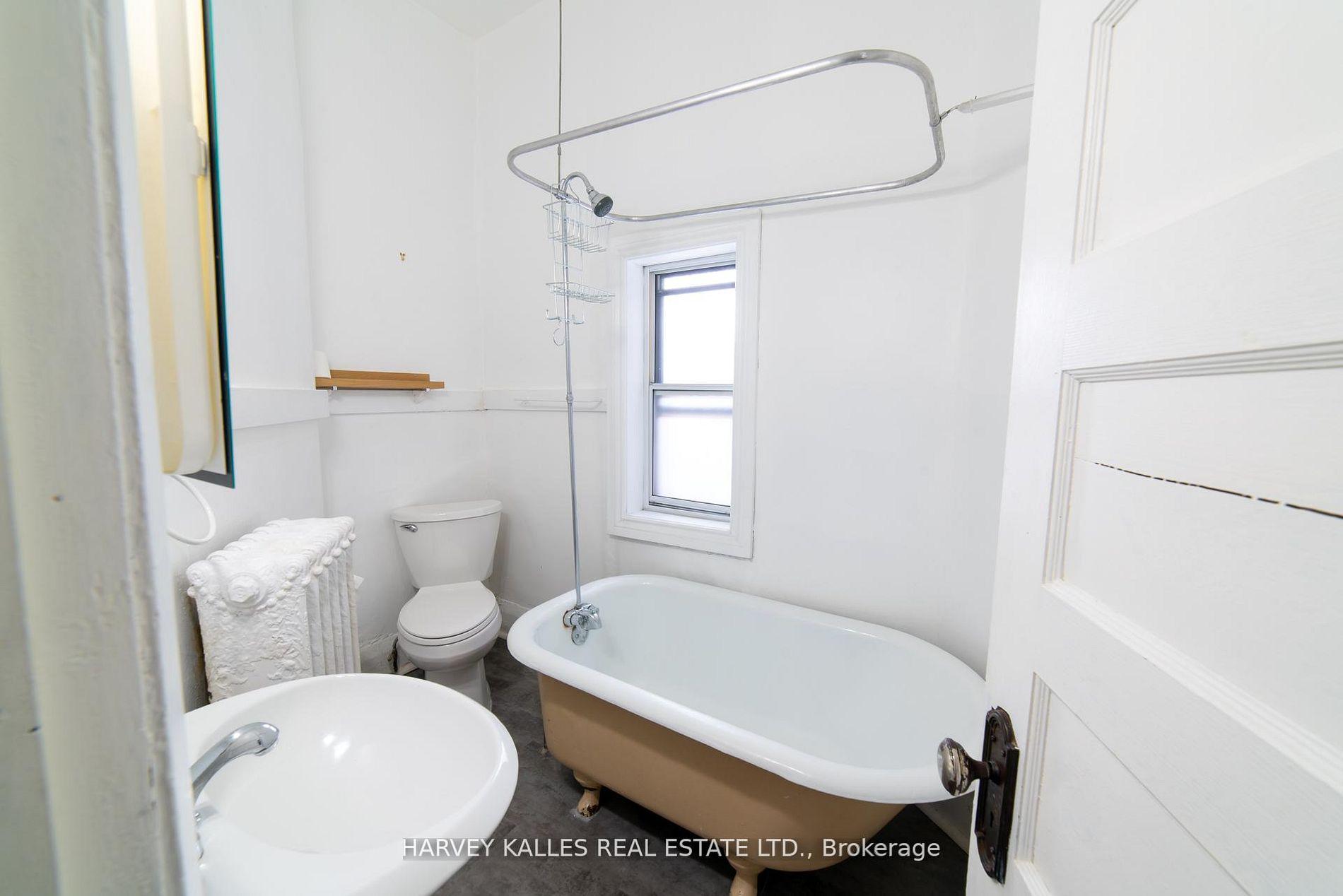678 Huron Street 100, Toronto Unit: 100