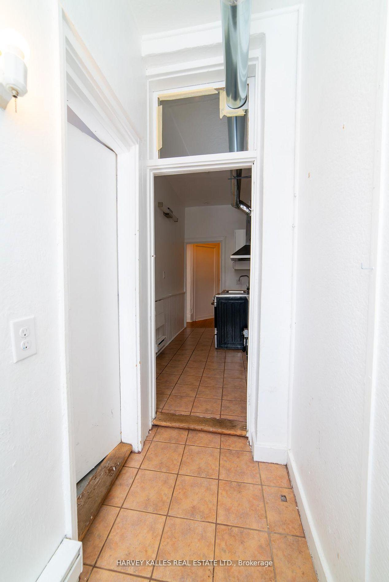 678 Huron Street 100, Toronto Unit: 100