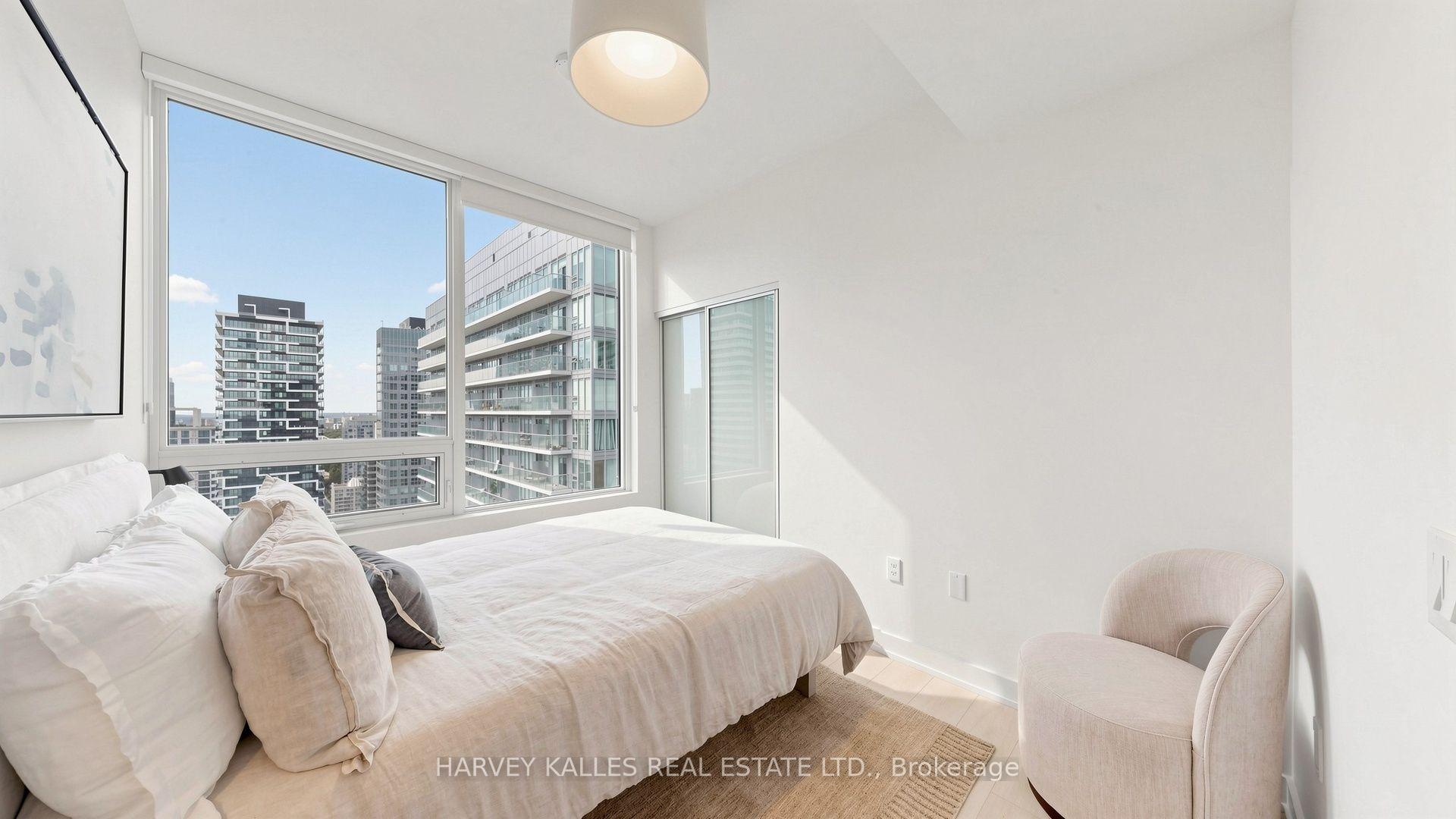 127 Broadway Avenue 3302, Toronto Unit: 3302