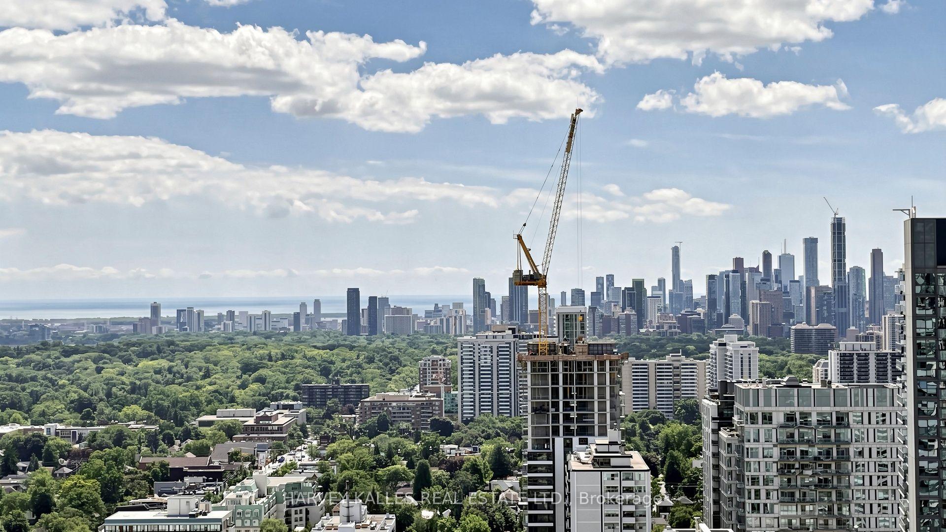 127 Broadway Avenue 3302, Toronto Unit: 3302