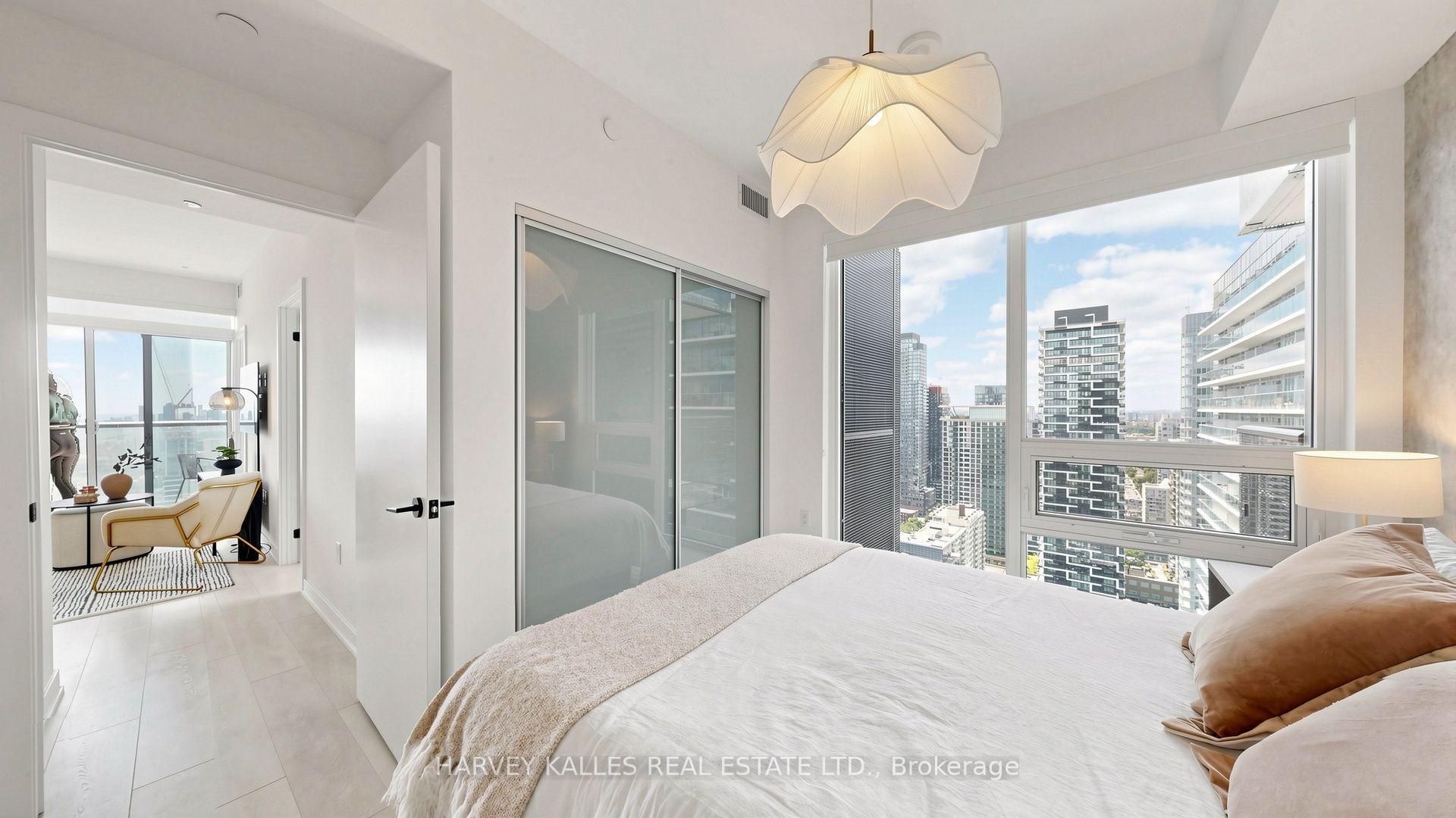 127 Broadway Avenue 3302, Toronto Unit: 3302