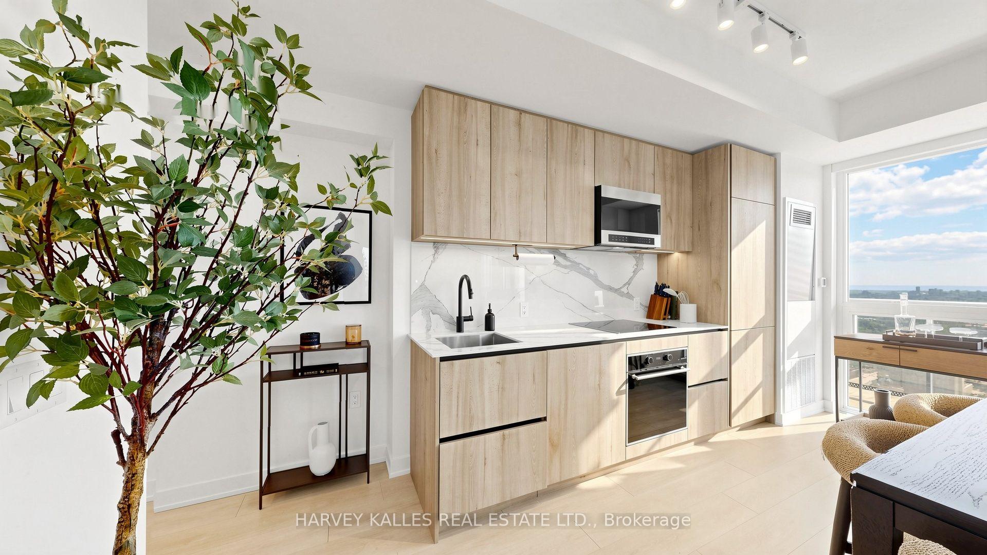 127 Broadway Avenue 3302, Toronto Unit: 3302