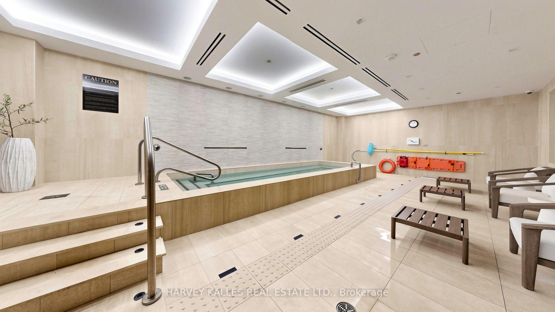 127 Broadway Avenue 3302, Toronto Unit: 3302