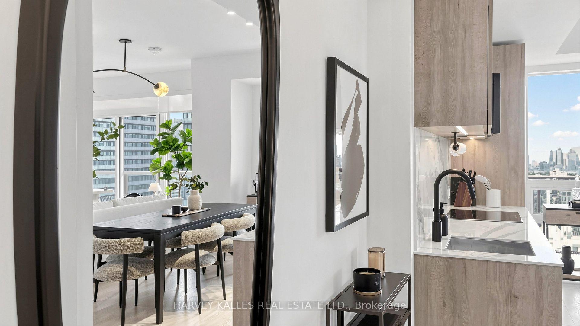 127 Broadway Avenue 3302, Toronto Unit: 3302