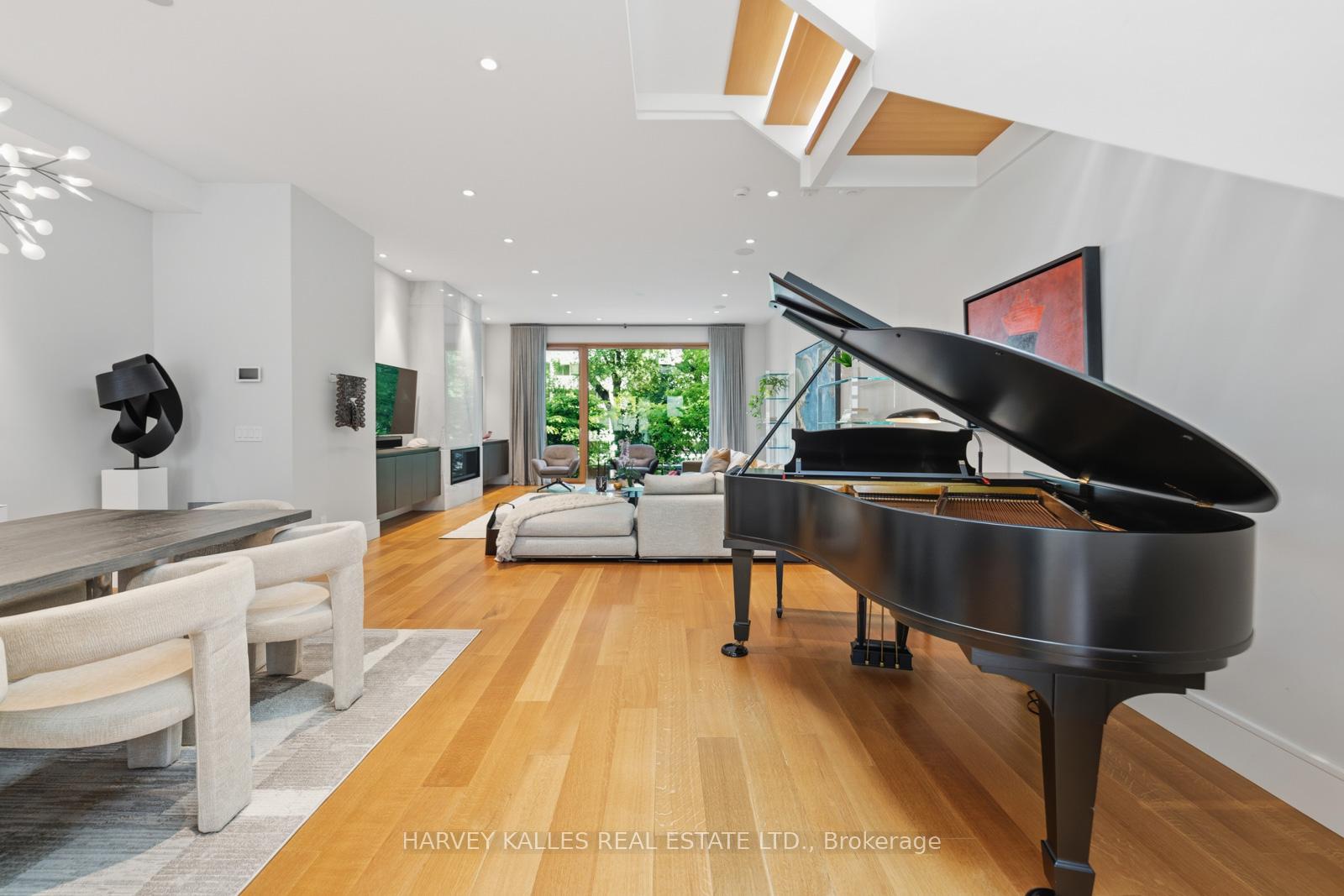 67 Heath Street W, Toronto