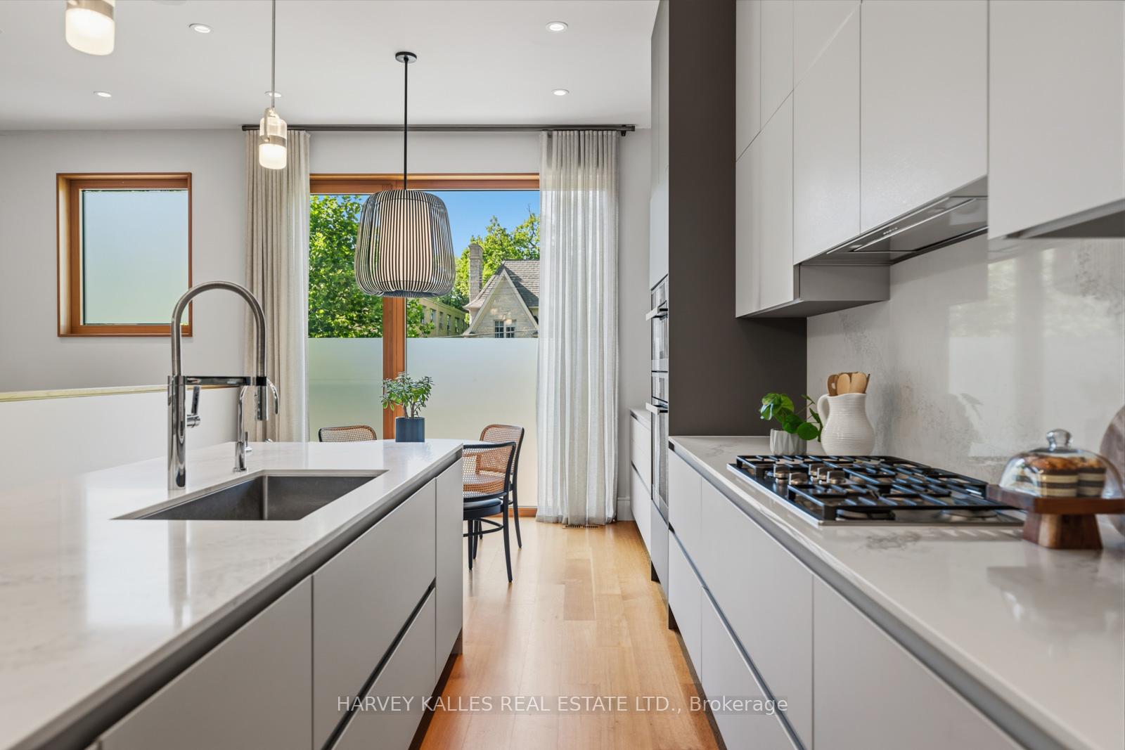 67 Heath Street W, Toronto