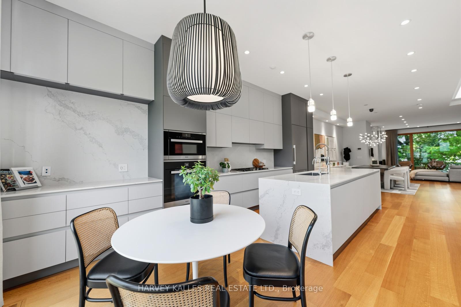 67 Heath Street W, Toronto