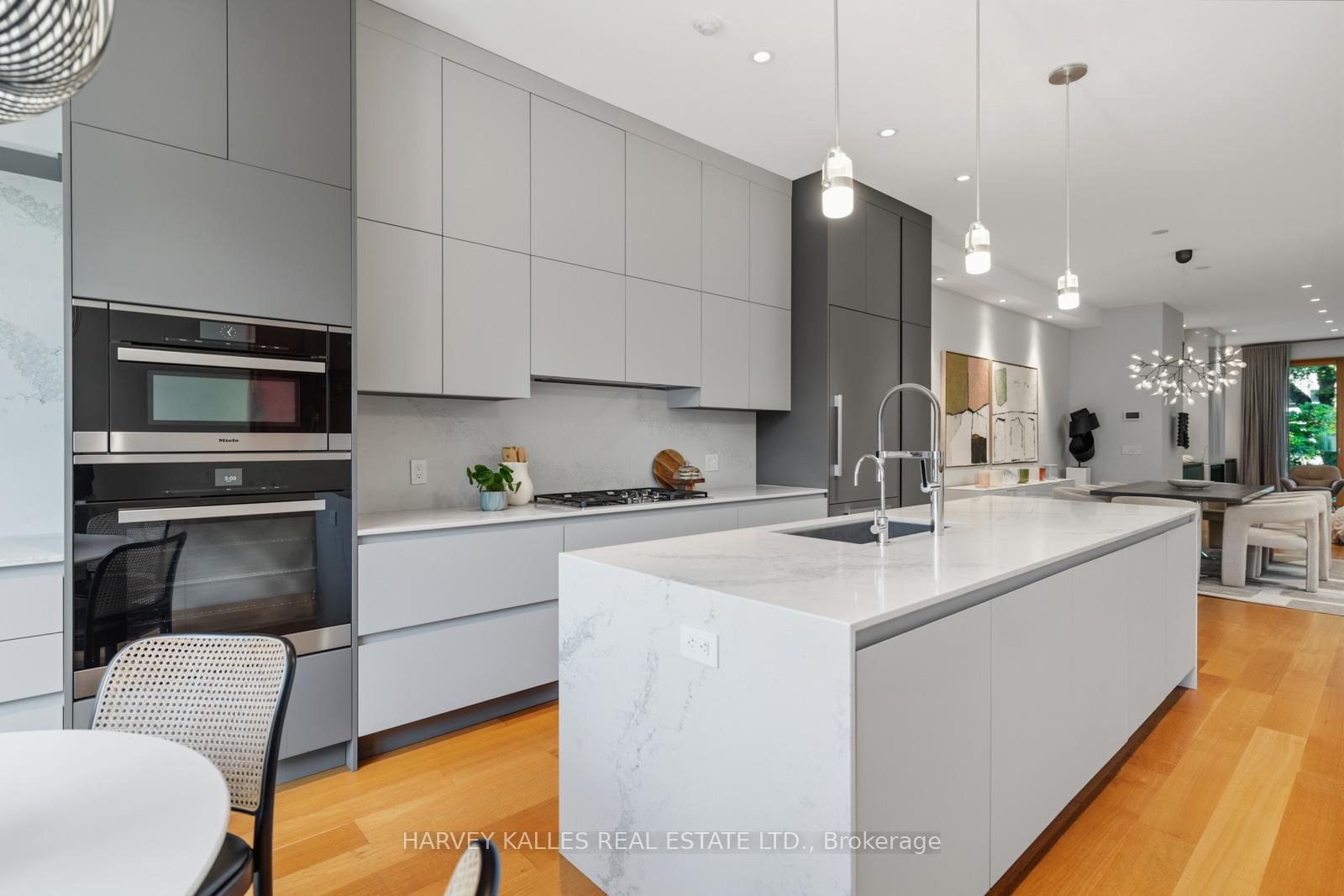 67 Heath Street W, Toronto