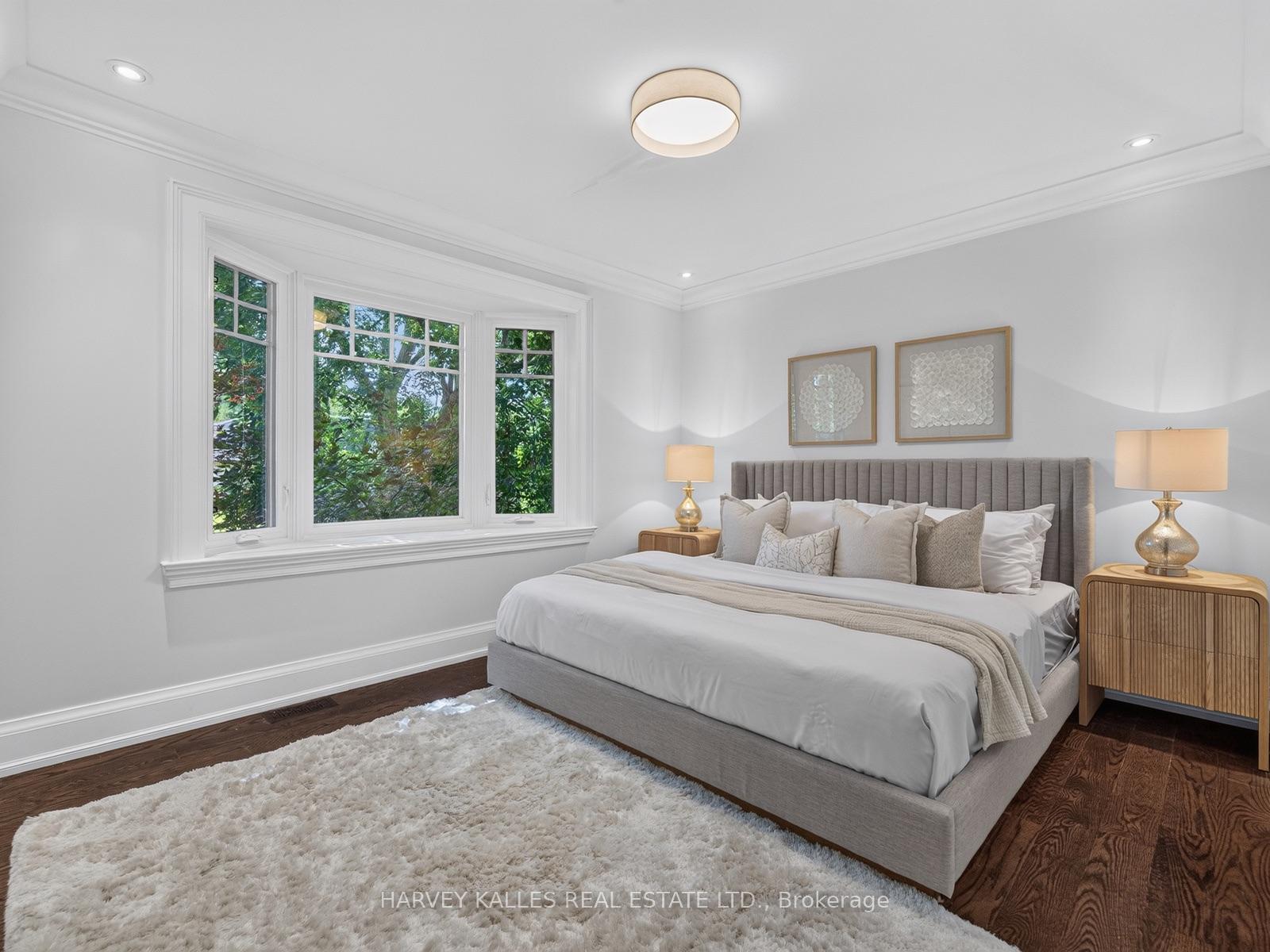107 Stratford Crescent, Toronto