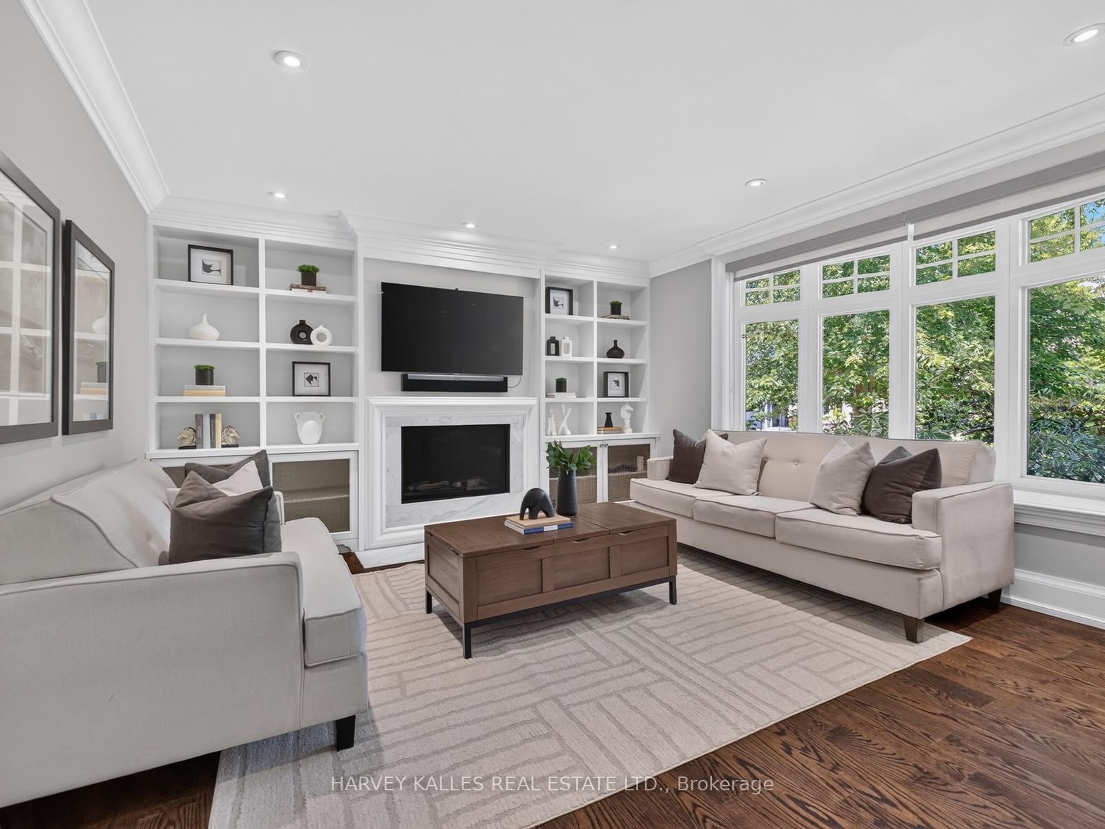 107 Stratford Crescent, Toronto