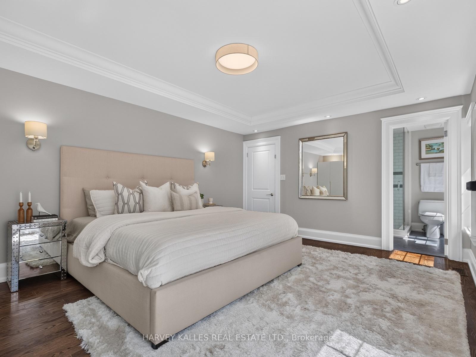 107 Stratford Crescent, Toronto