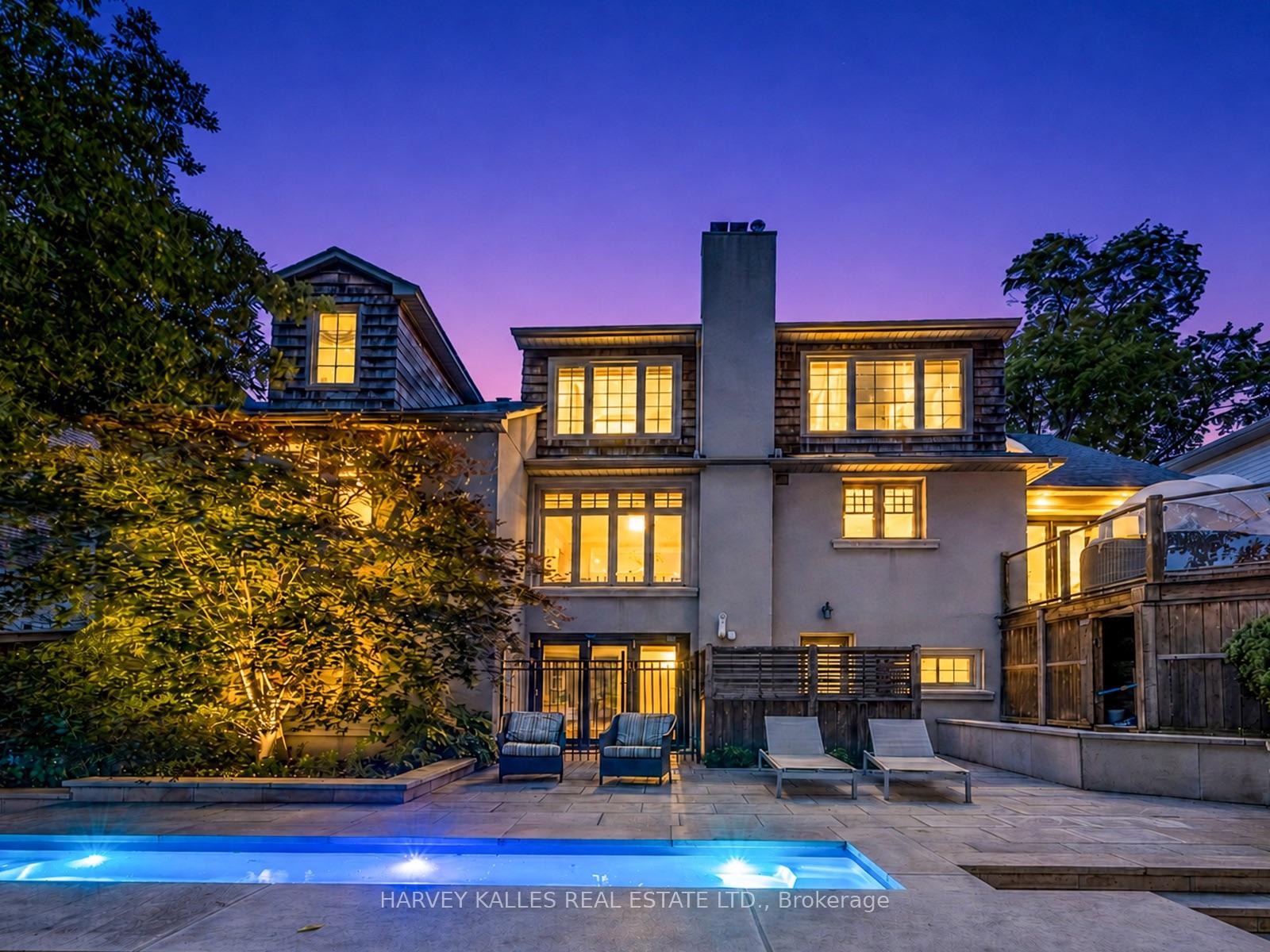 107 Stratford Crescent, Toronto