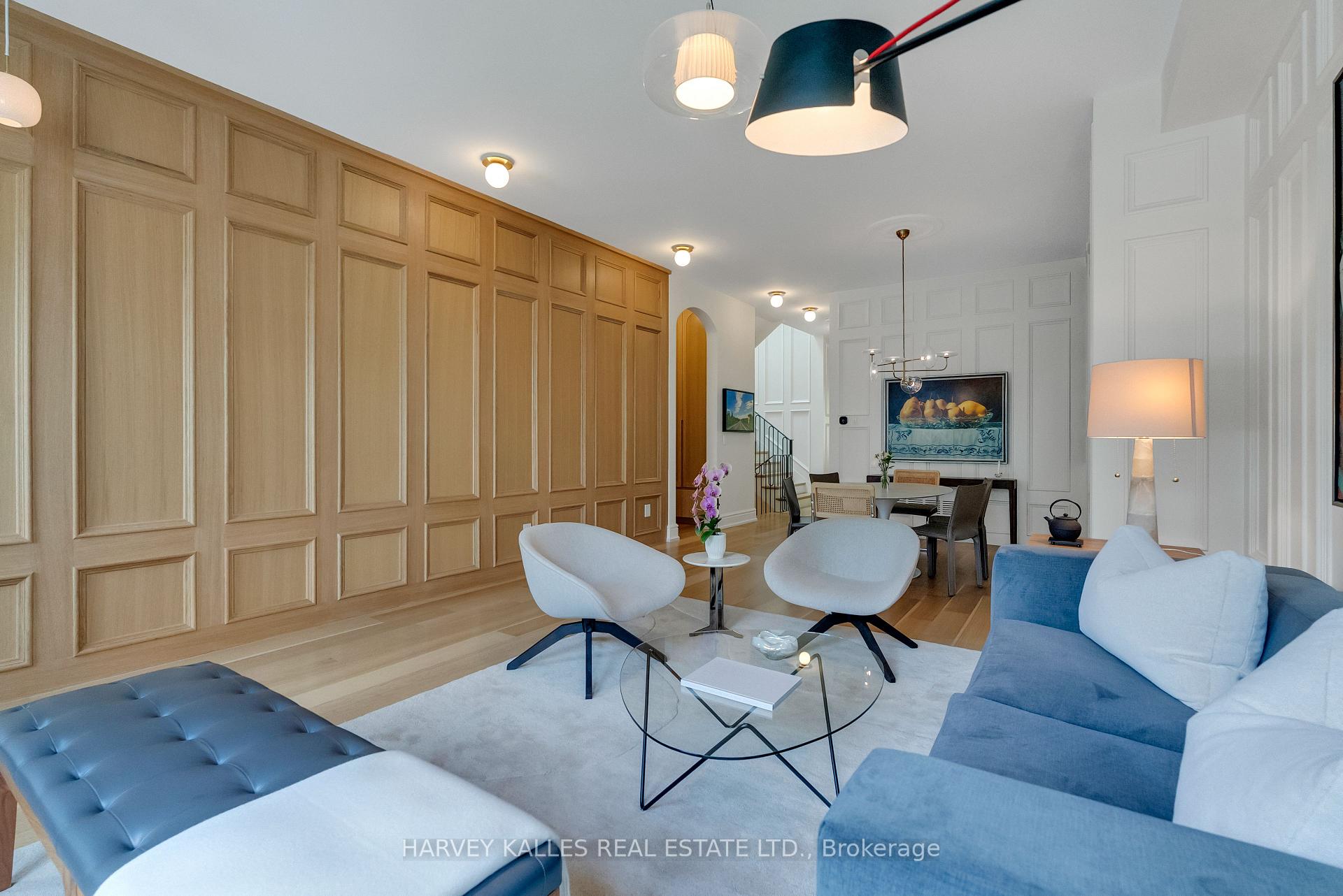 82 Sherwood Avenue, Toronto
