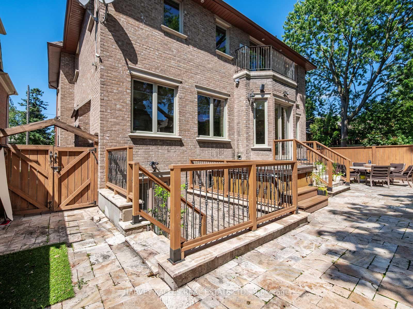 73 Carmichael Avenue, Toronto