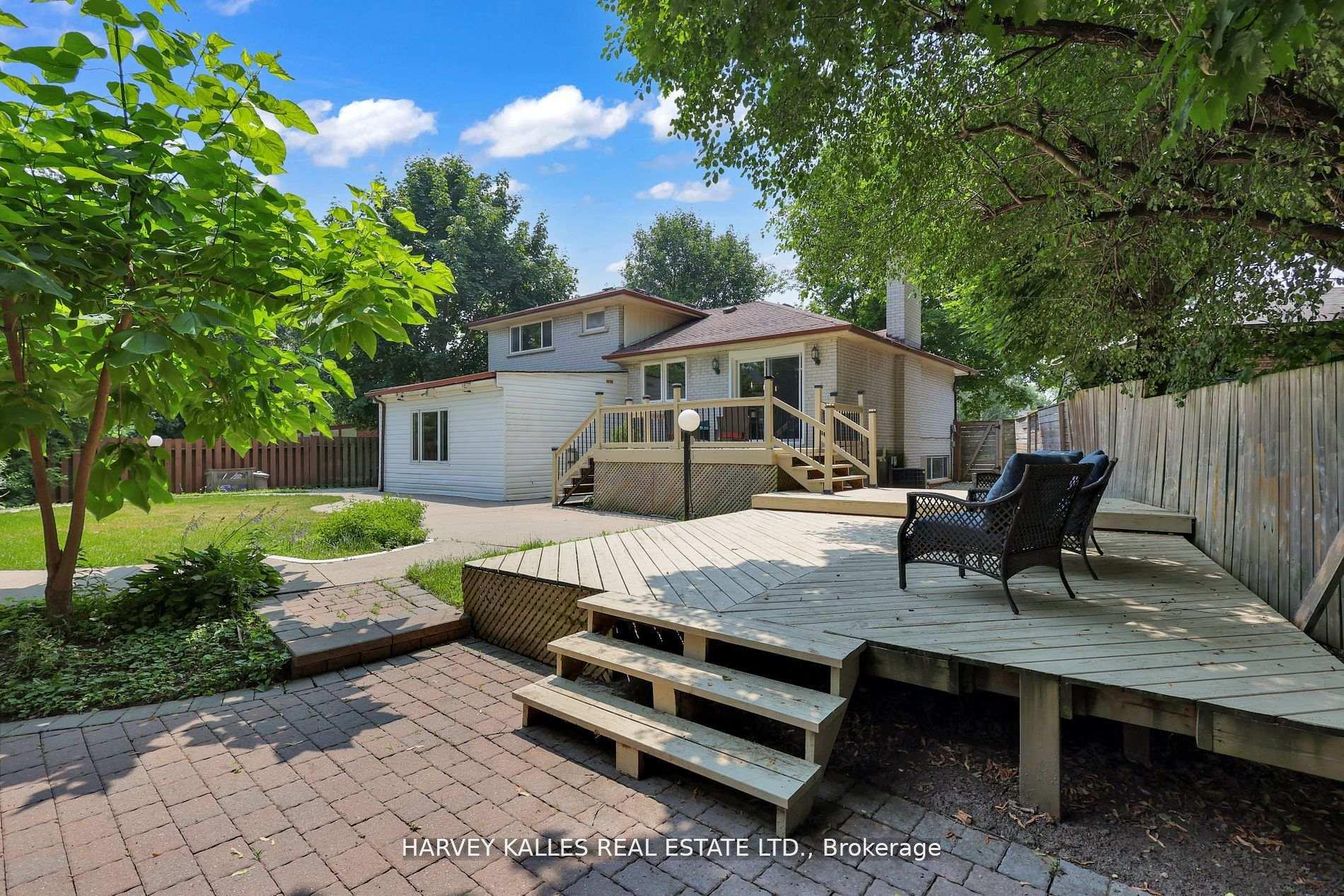 16 Wedgeport Place, Toronto