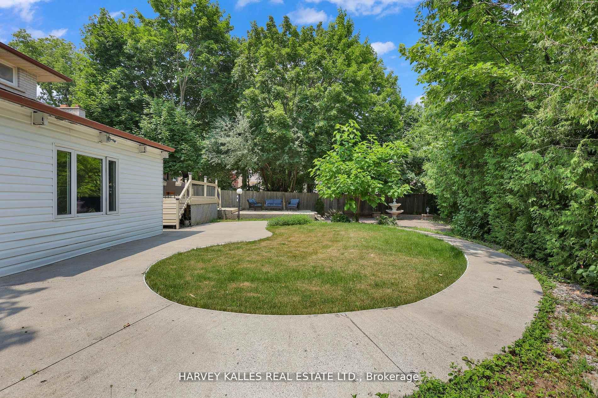 16 Wedgeport Place, Toronto